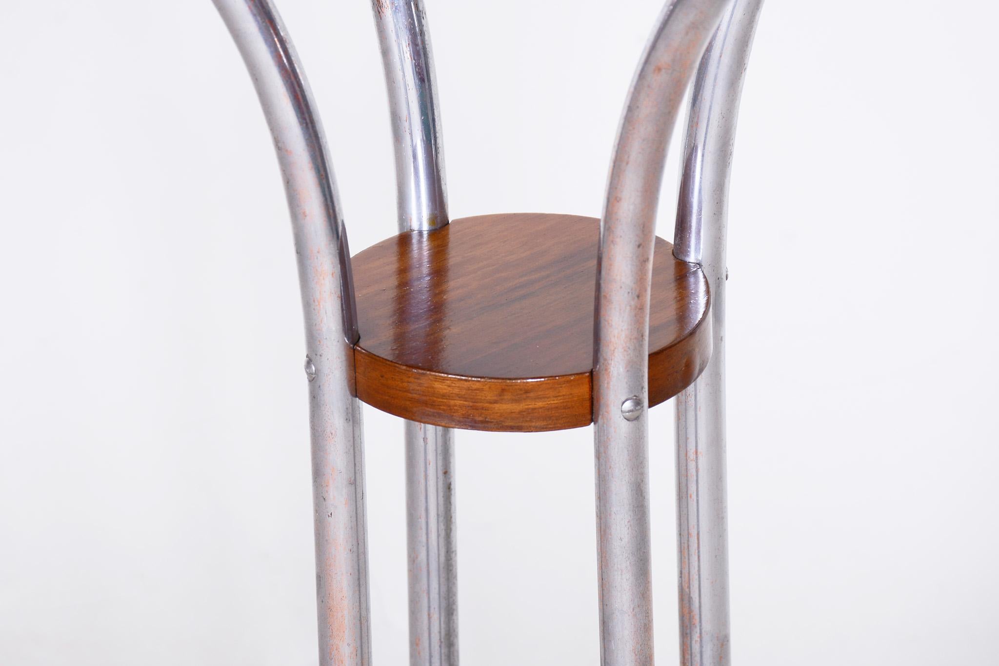Petite table d'appoint Art Déco fabriquée en France dans les années 1930 Bon état - En vente à Brandys nad Labem, Středočeský kraj