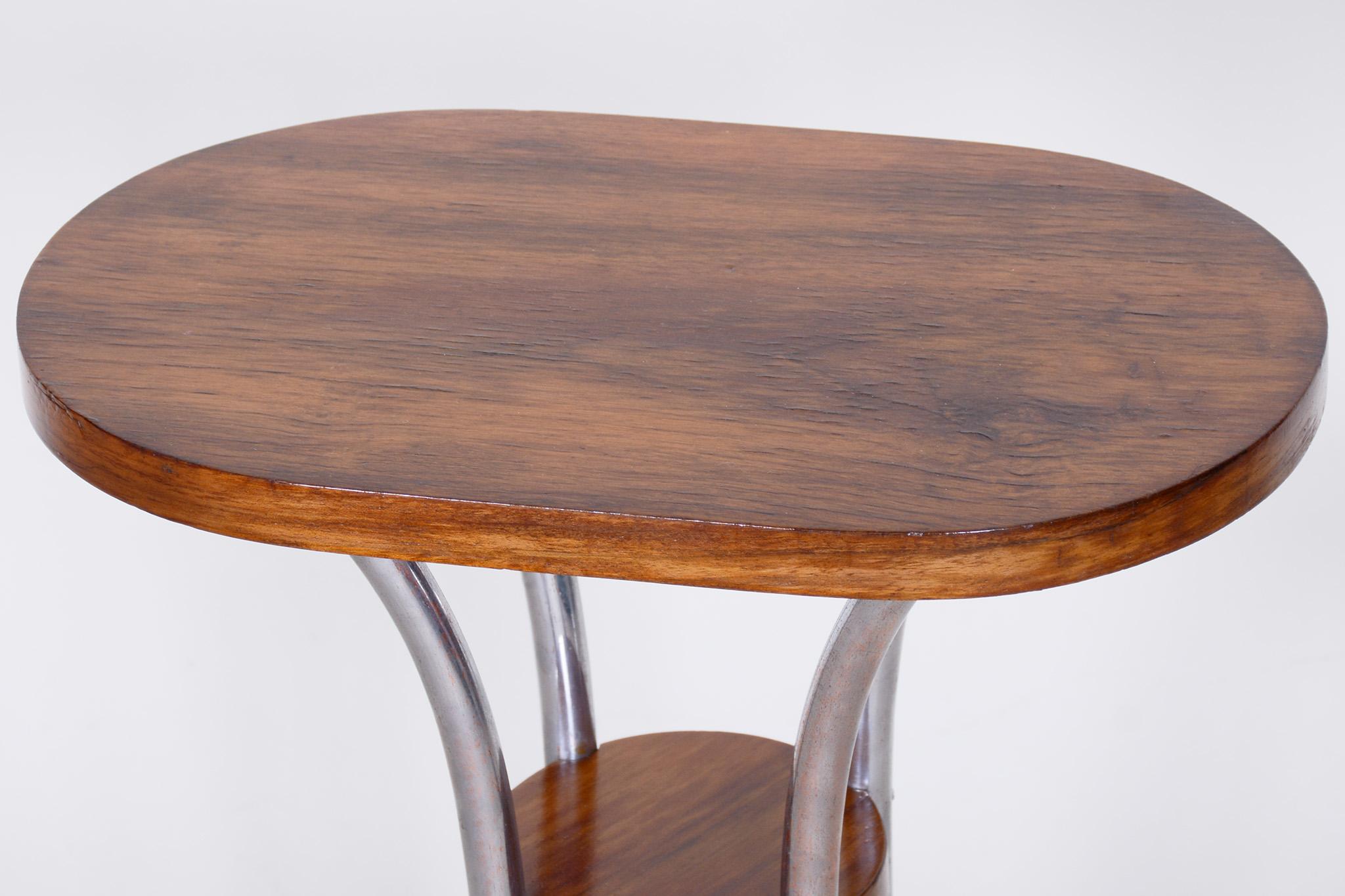 Milieu du XXe siècle Petite table d'appoint Art Déco fabriquée en France dans les années 1930 en vente