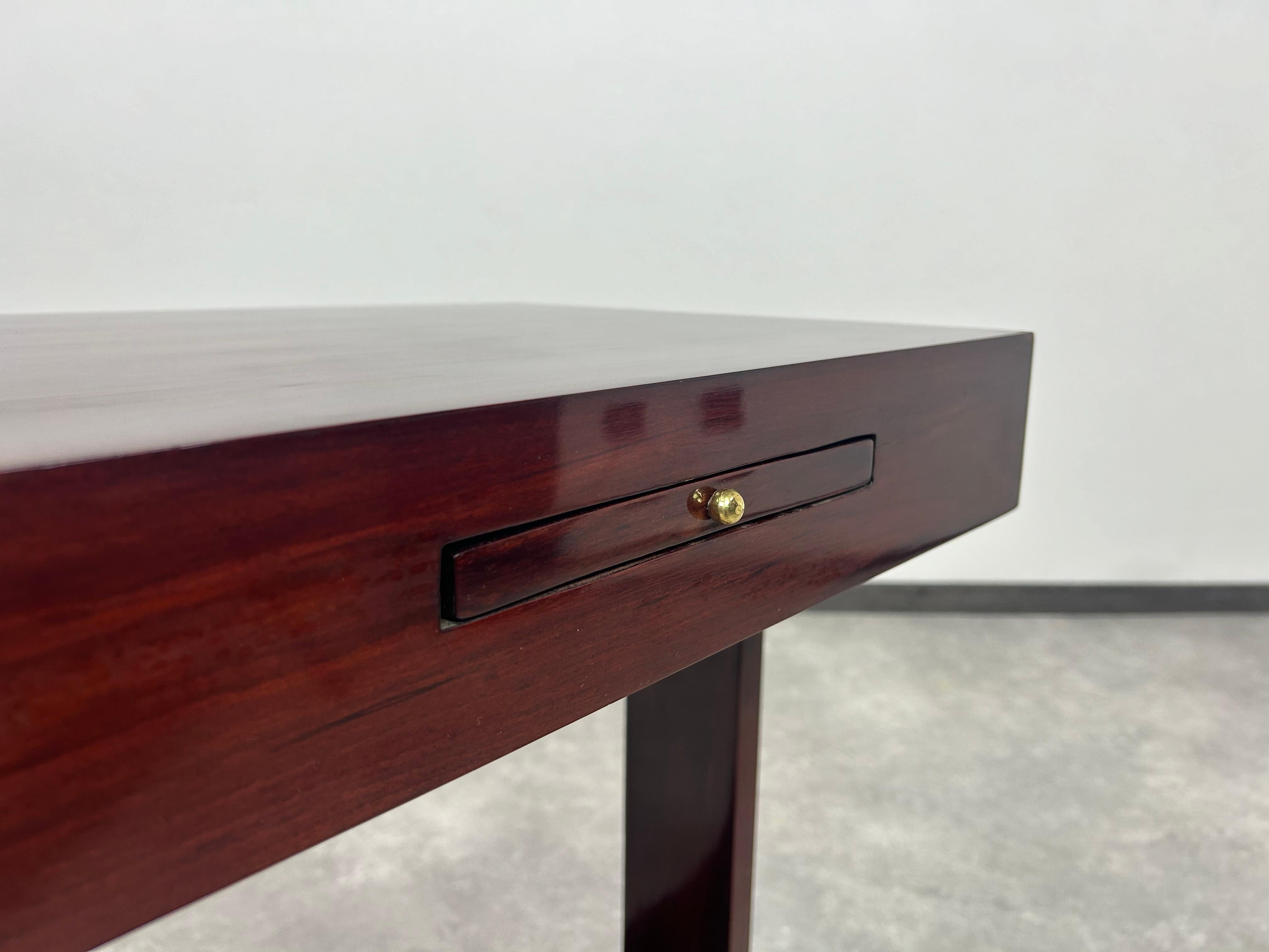 Bois Petite table à fumer art déco en vente