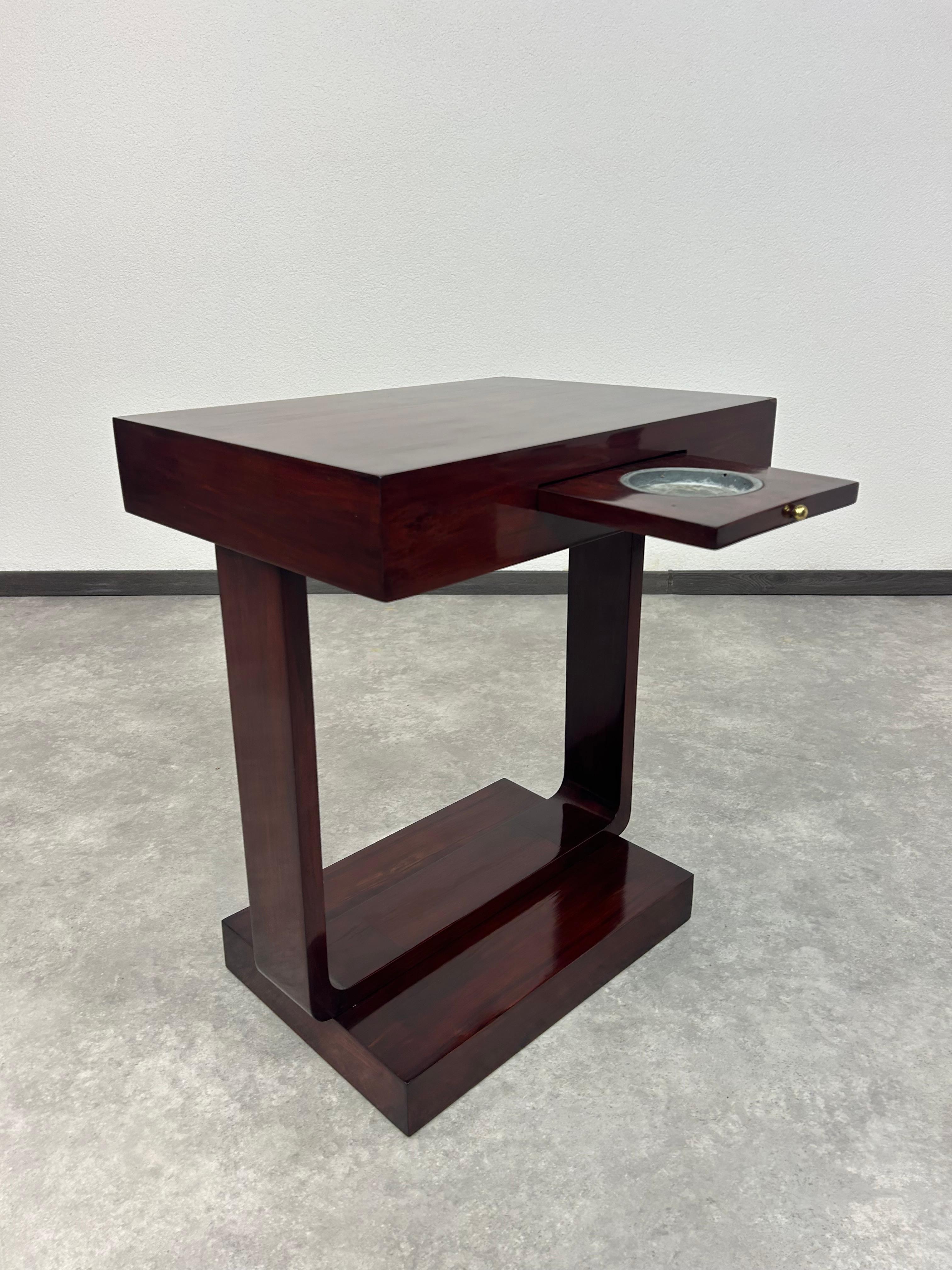 Petite table à fumer art déco en vente 2