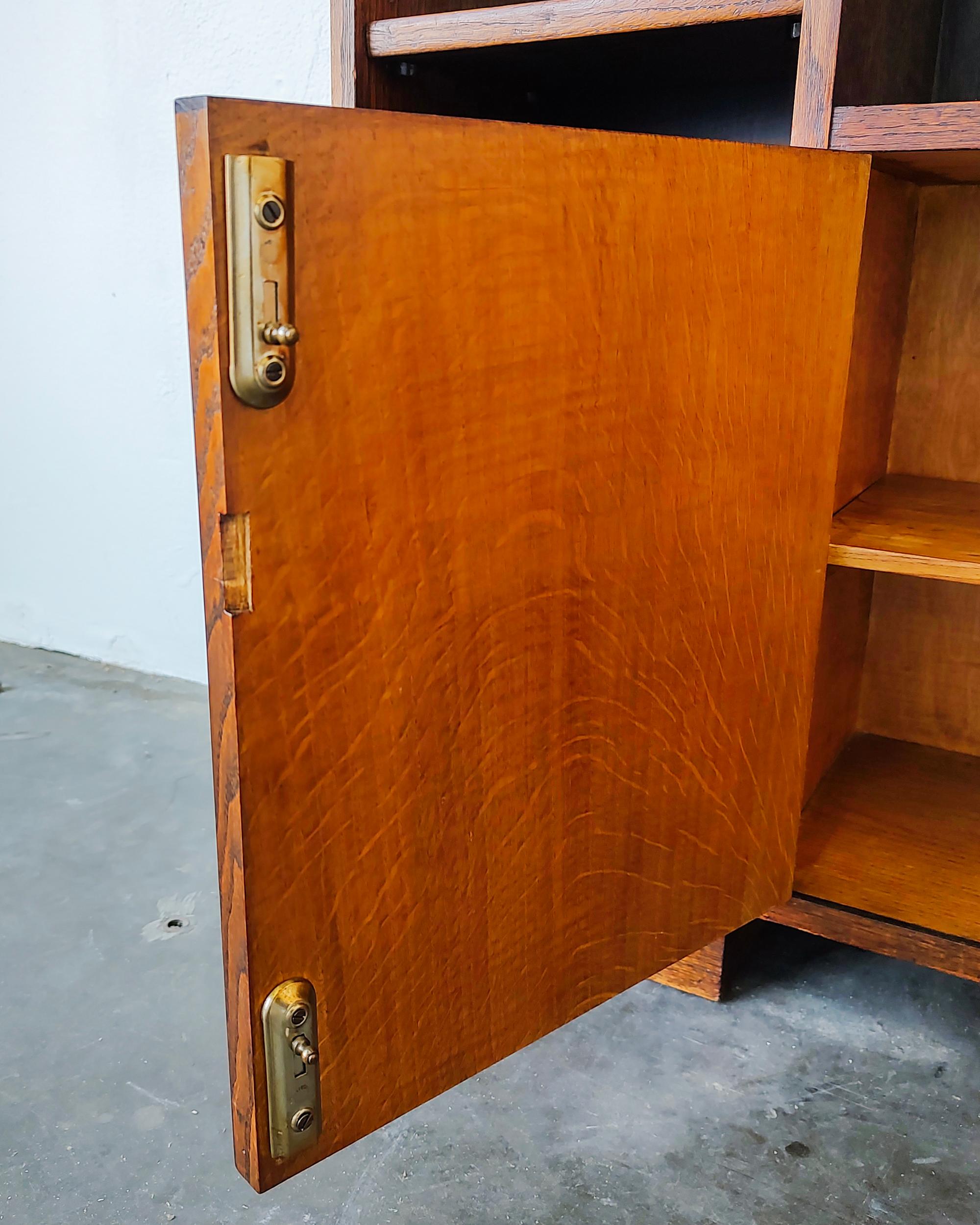 20th Century Small Art Deco Tiger Oak Wood Bookshelf Cabinet 1920s
