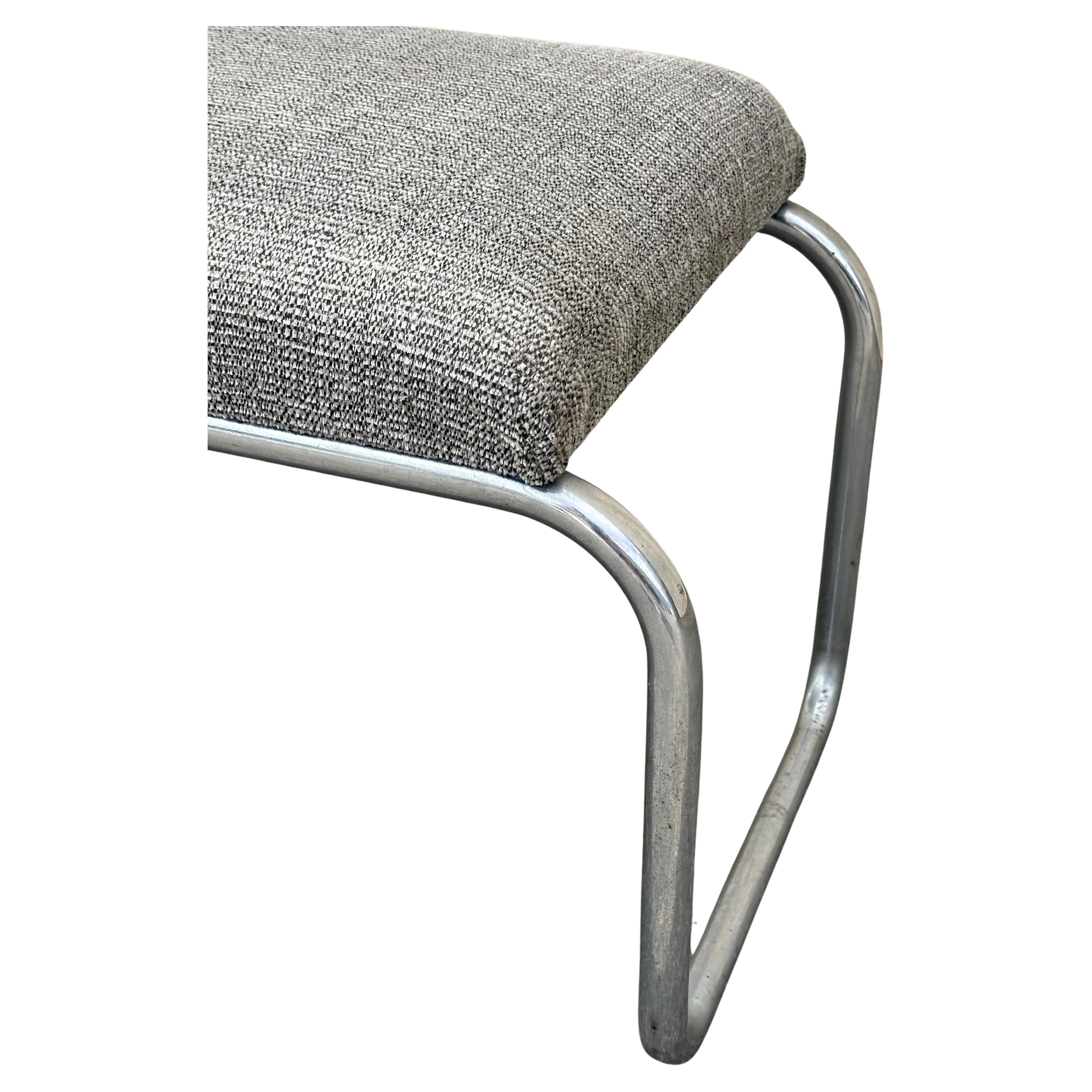 Petite banquette art déco en chrome tubulaire par Wolfgang Hoffman pour Howell Co. Bon état - En vente à San Diego, CA