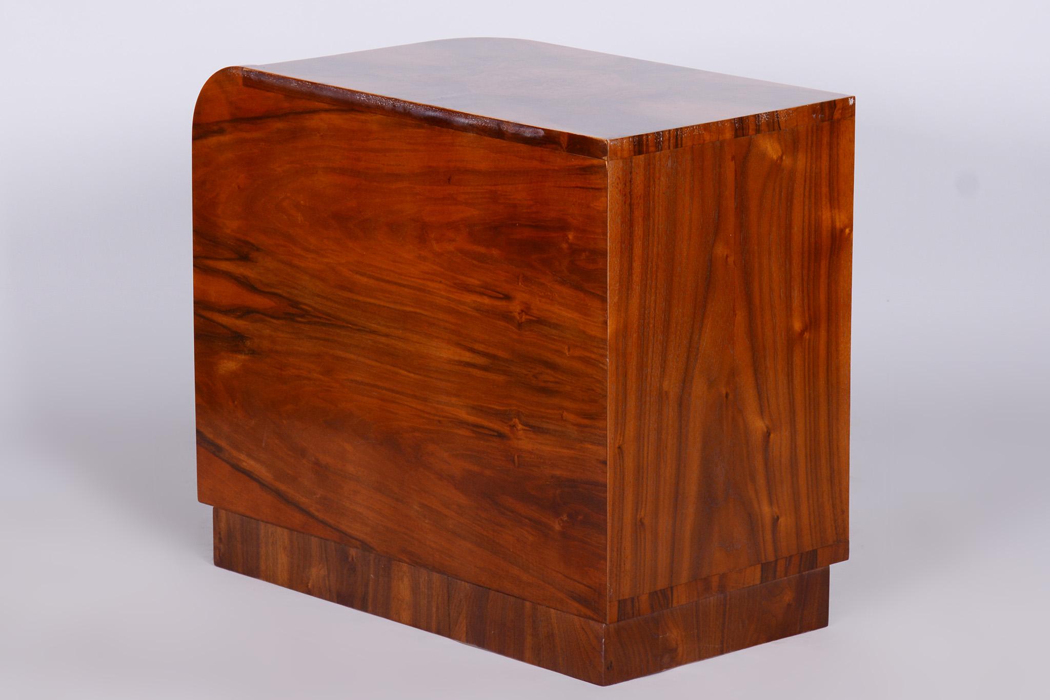Mid-20th Century Small Art Deco Walnut Cabinet, Well-Preserved Original Condition, Czechia, 1930s For Sale