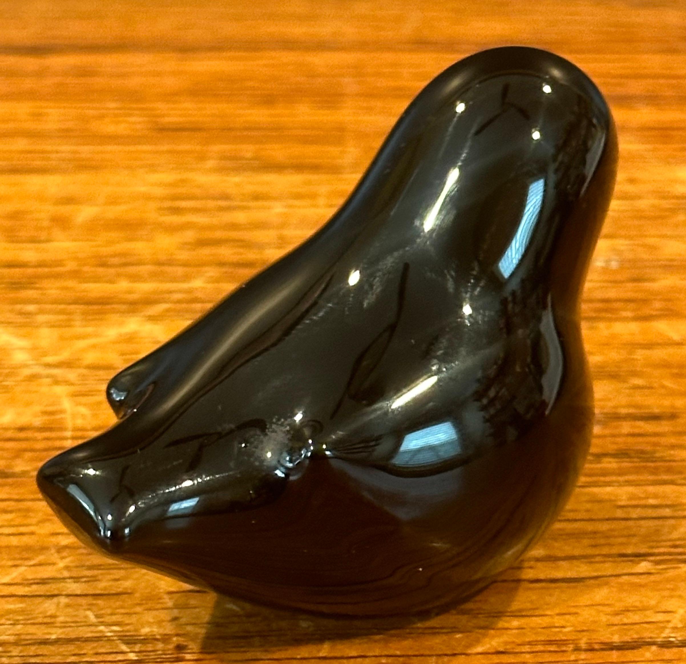 Small Art Glass Bird Paperweight / Sculpture by Nuutajarvi of Finland For Sale 1