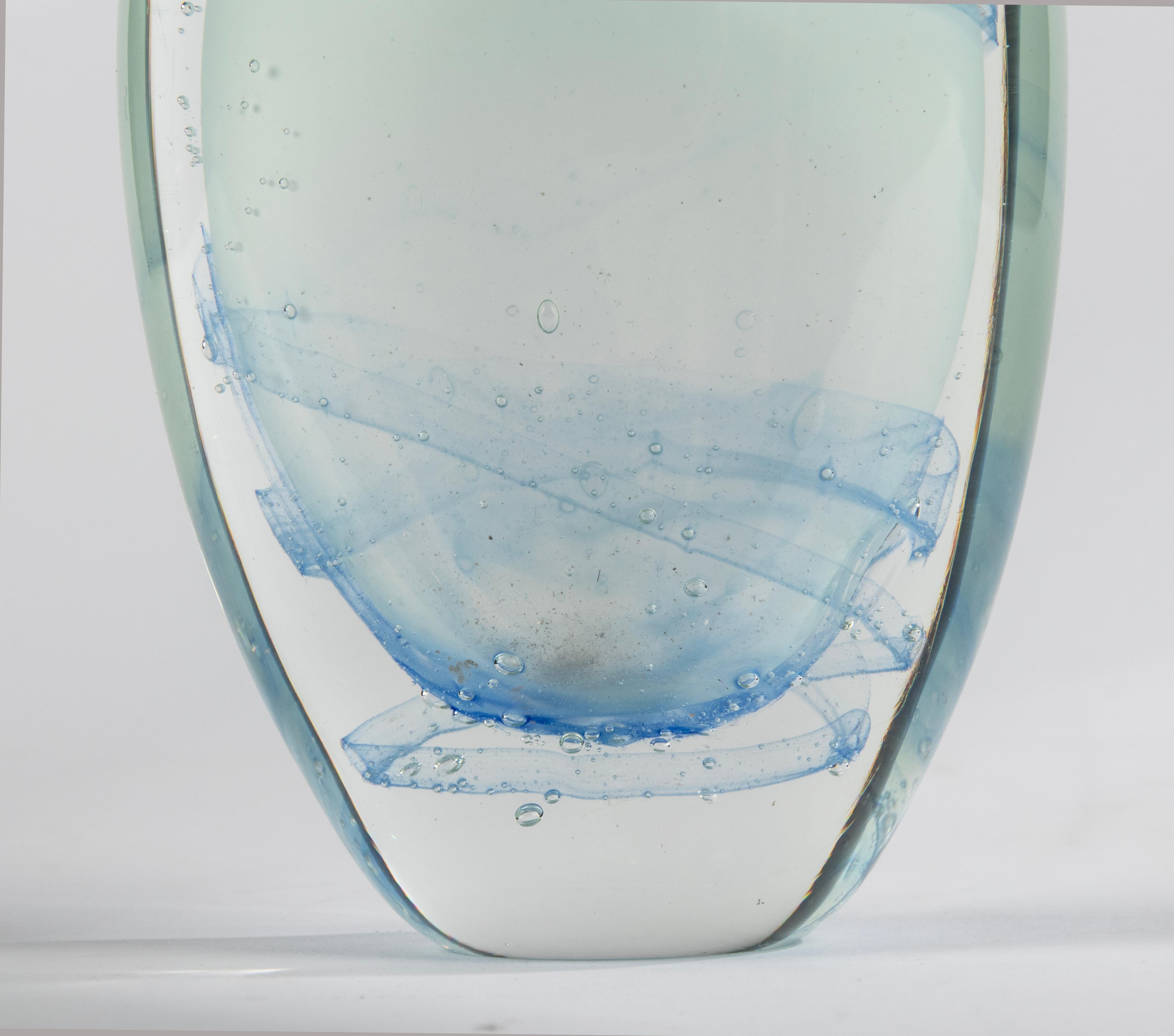 Mid-Century Modern Small Art Glass Vase - Seguso - Soliflore  For Sale