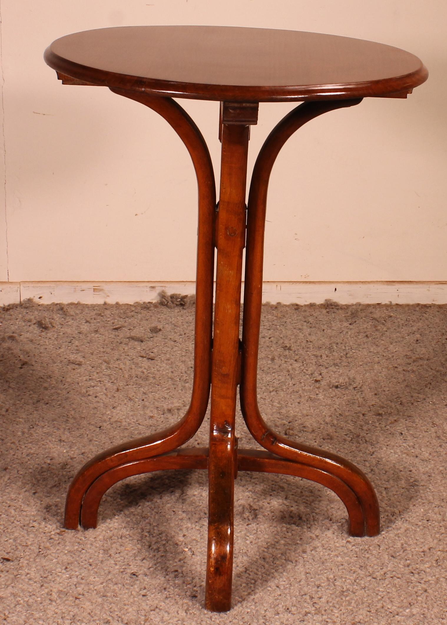 German Small Art Nouveau Pedestal Table, Early 20th Century