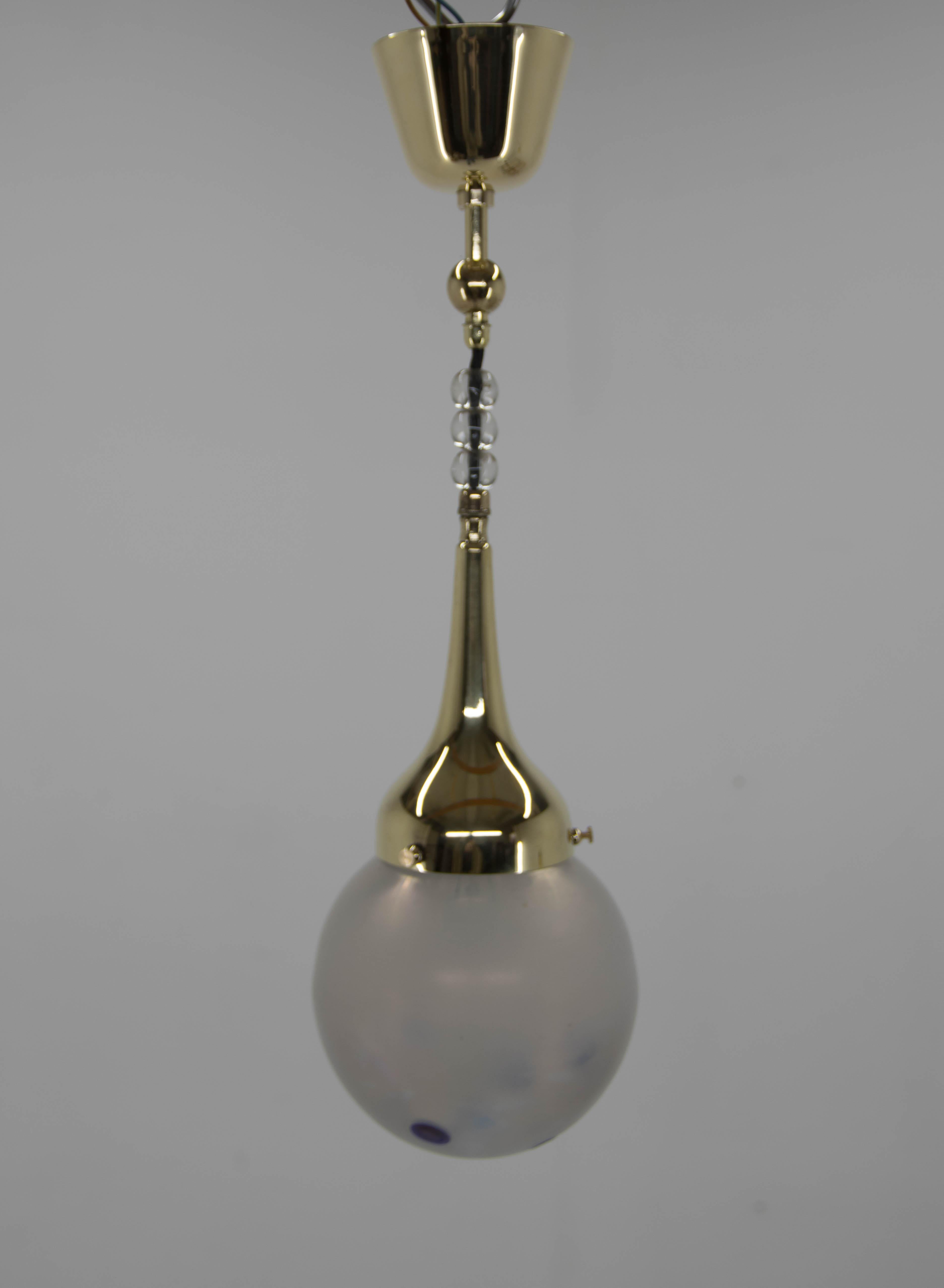Piccolo ciondolo Art Nouveau, anni '20, in perfette condizioni in vendita 1