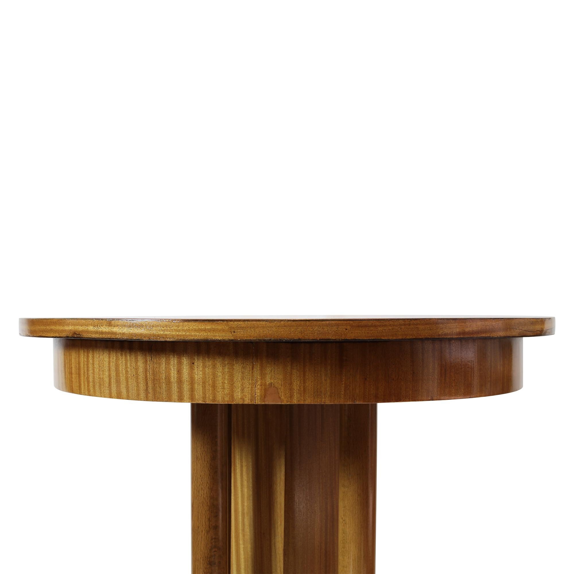 Small Art Nouveau Walnut Side Table For Sale 1