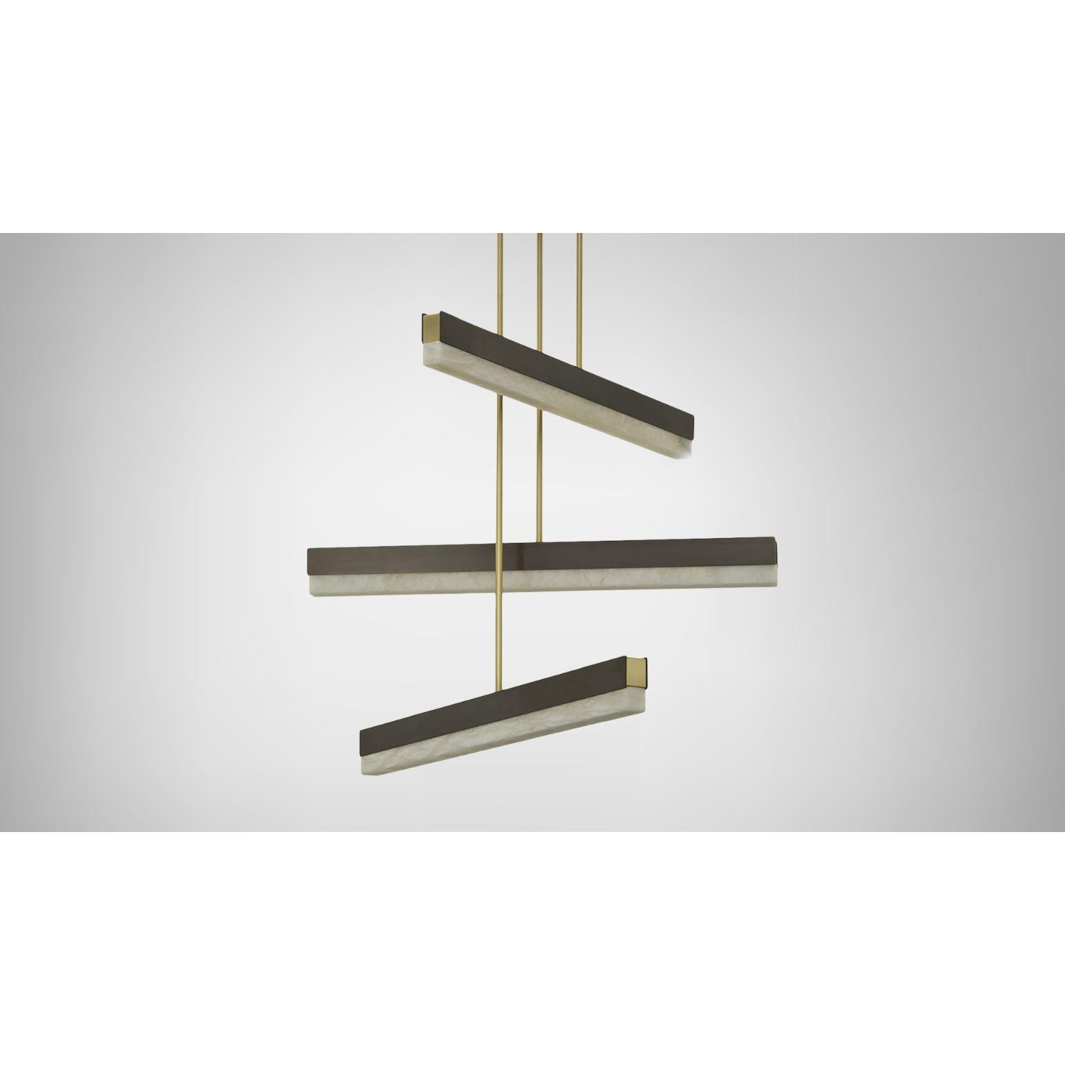 Lampada a sospensione Artés Collective piccola di CTO Lighting
Materiali: Bronzo con dettagli in ottone satinato e alabastro levigato.
Dimensioni: H. 100 x L. 61 x P. 55 cm 

Tutte le nostre lampade possono essere cablate a seconda del Paese. Se