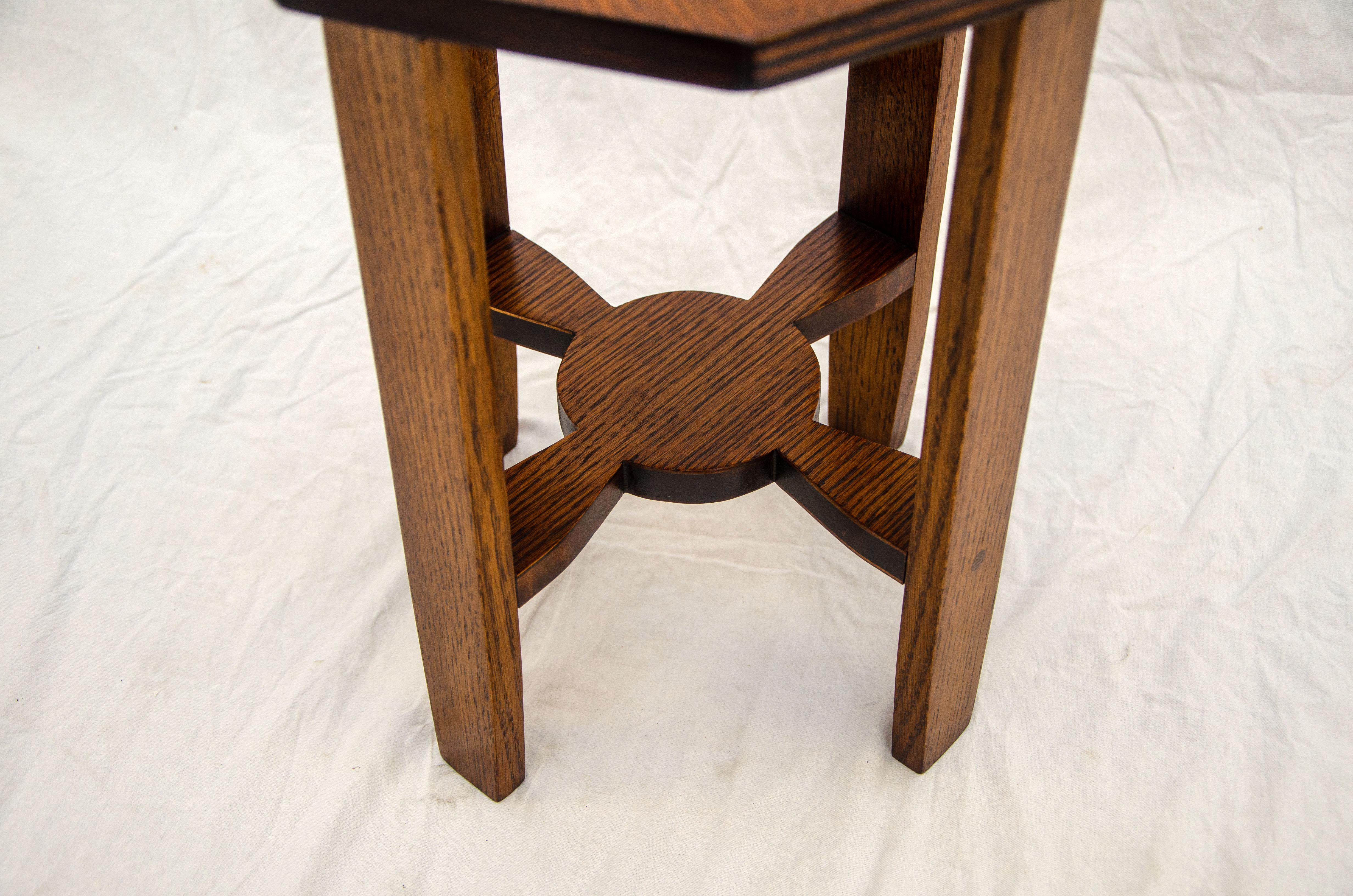 20th Century Small Arts & Crafts Style Oak Plant Stand / Table