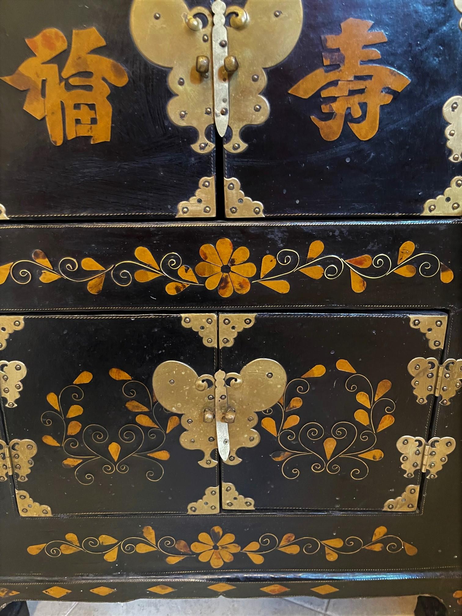 Small Asian Chinoiserie Painted Cabinet, Late 19th Century 5
