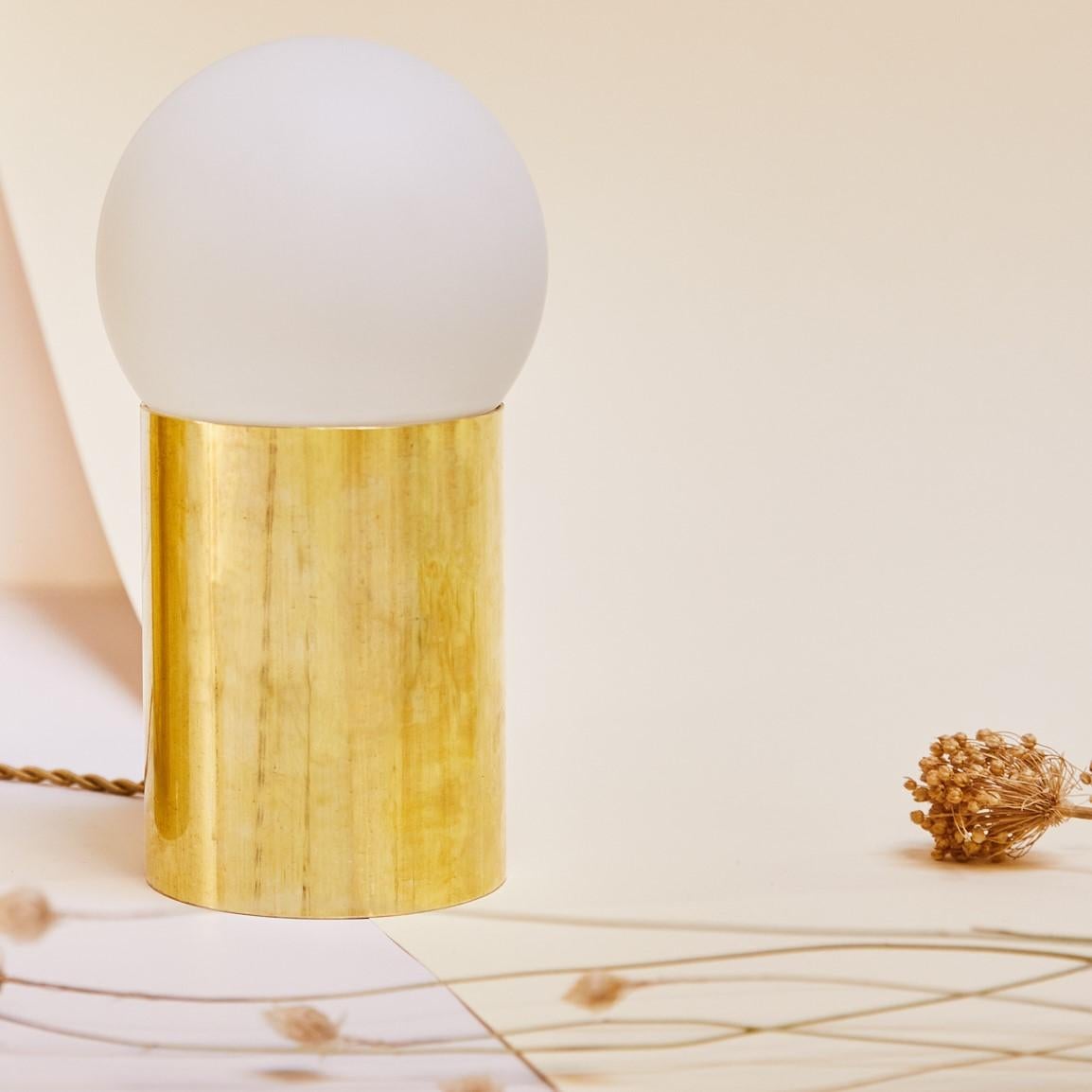Pair of small Astree lamps by Pia Chevalier
Raw solid brass and porcelain.
Dimensions:
Small: 13 cm ø11cm
Tala bulb: diameter 13 cm
Cable length: 1m50

Pia Chevalier is a French contemporary designer.
Independent Designer, trained in Design