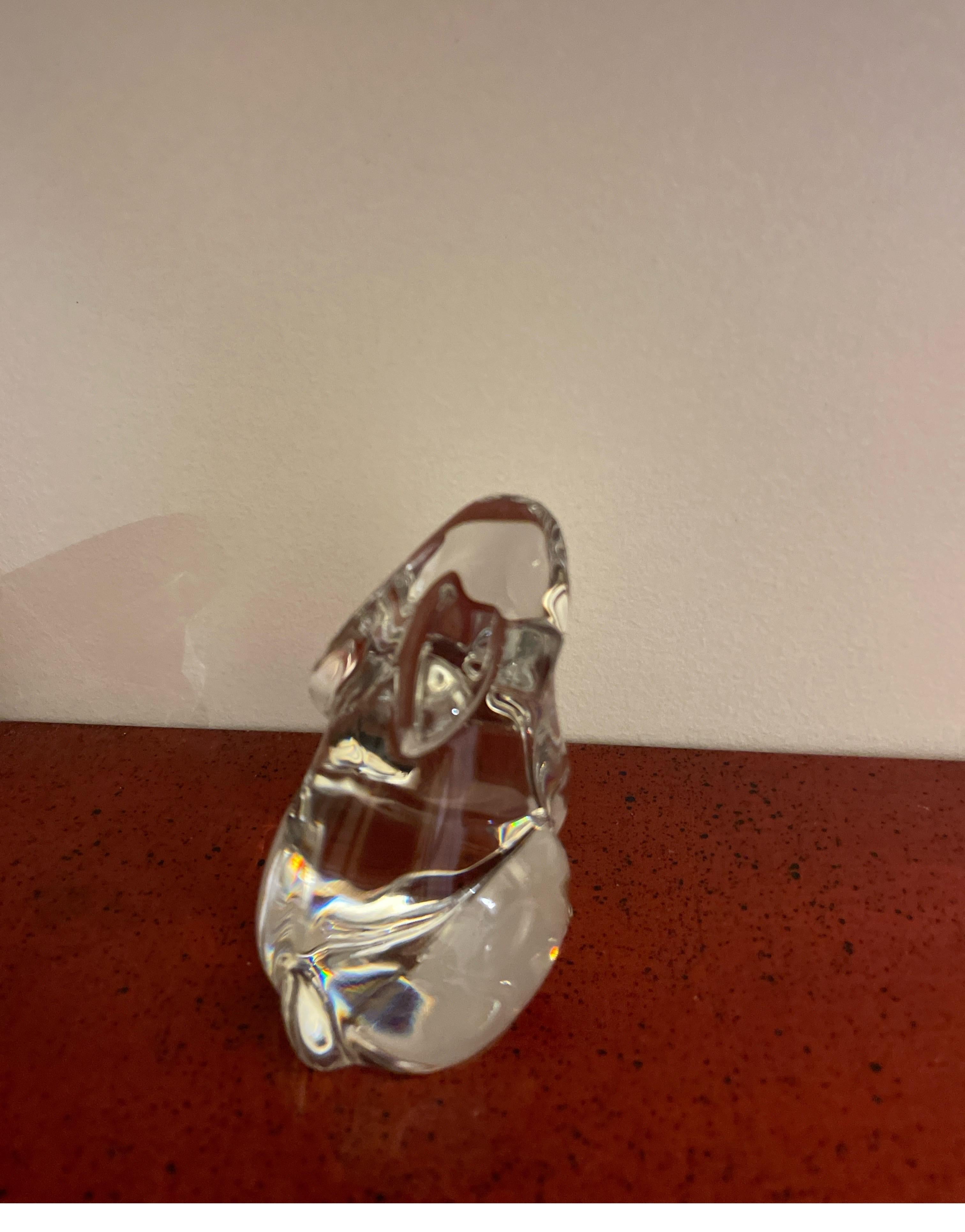 Small Baccarat Crystal Bunny Figurine In Good Condition For Sale In West Palm Beach, FL
