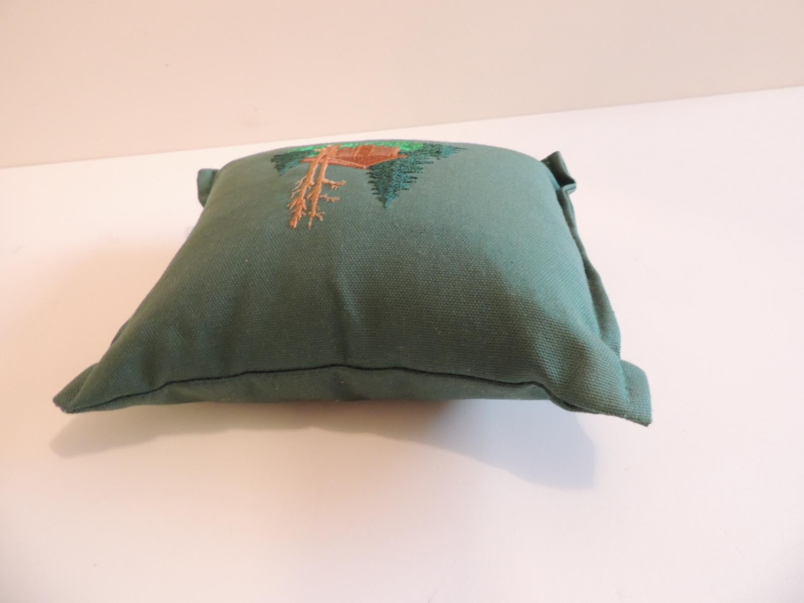 Small Balsam fir pine needles scented pillow
Hunter green embroidered front
Size: 7
