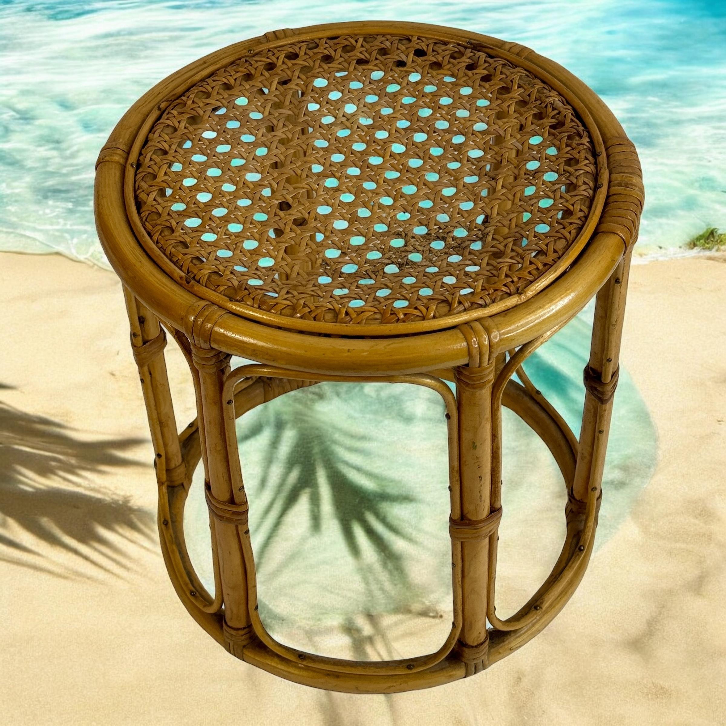 Pequeña mesa de tambor de mimbre de bambú o taburete de maceta vintage años 60 Madera en venta