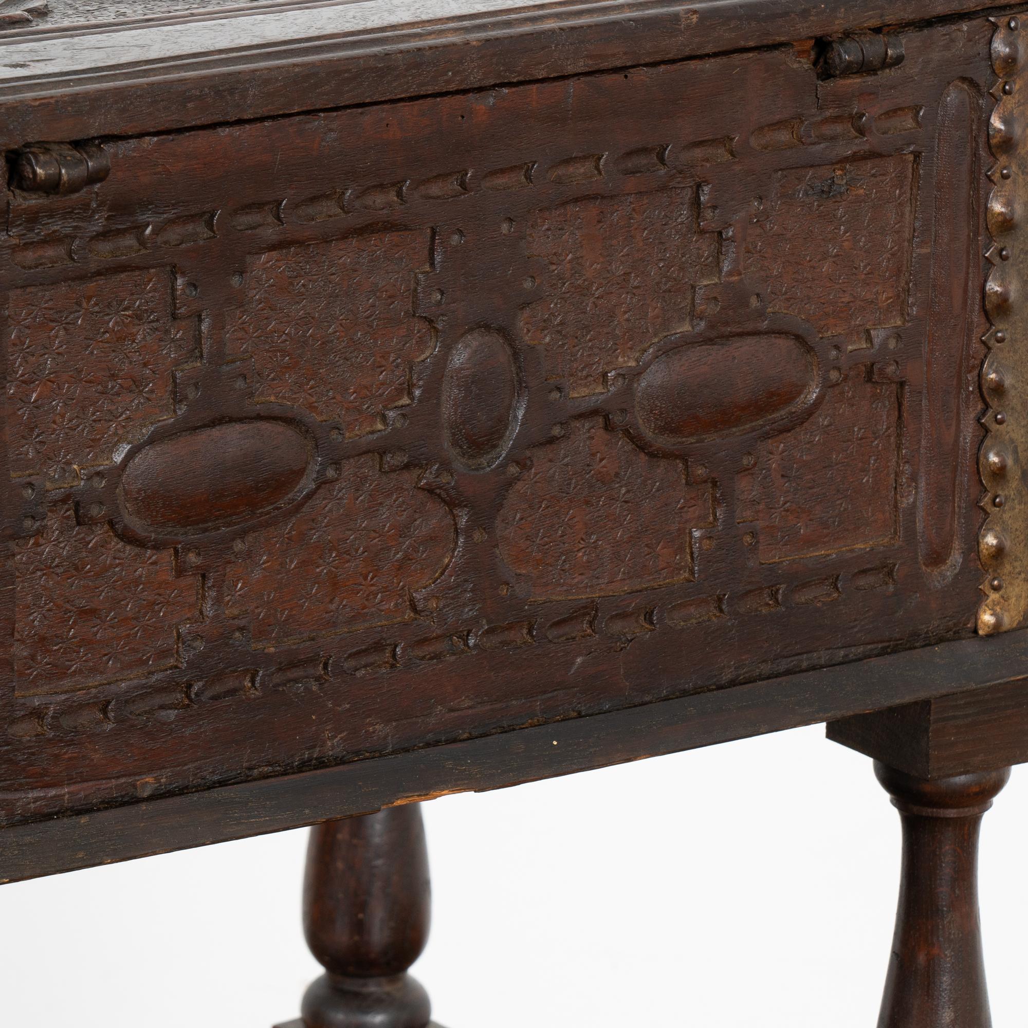 Small Baroque Carved Chest on Stand Side Table, Dated 1688 For Sale 3