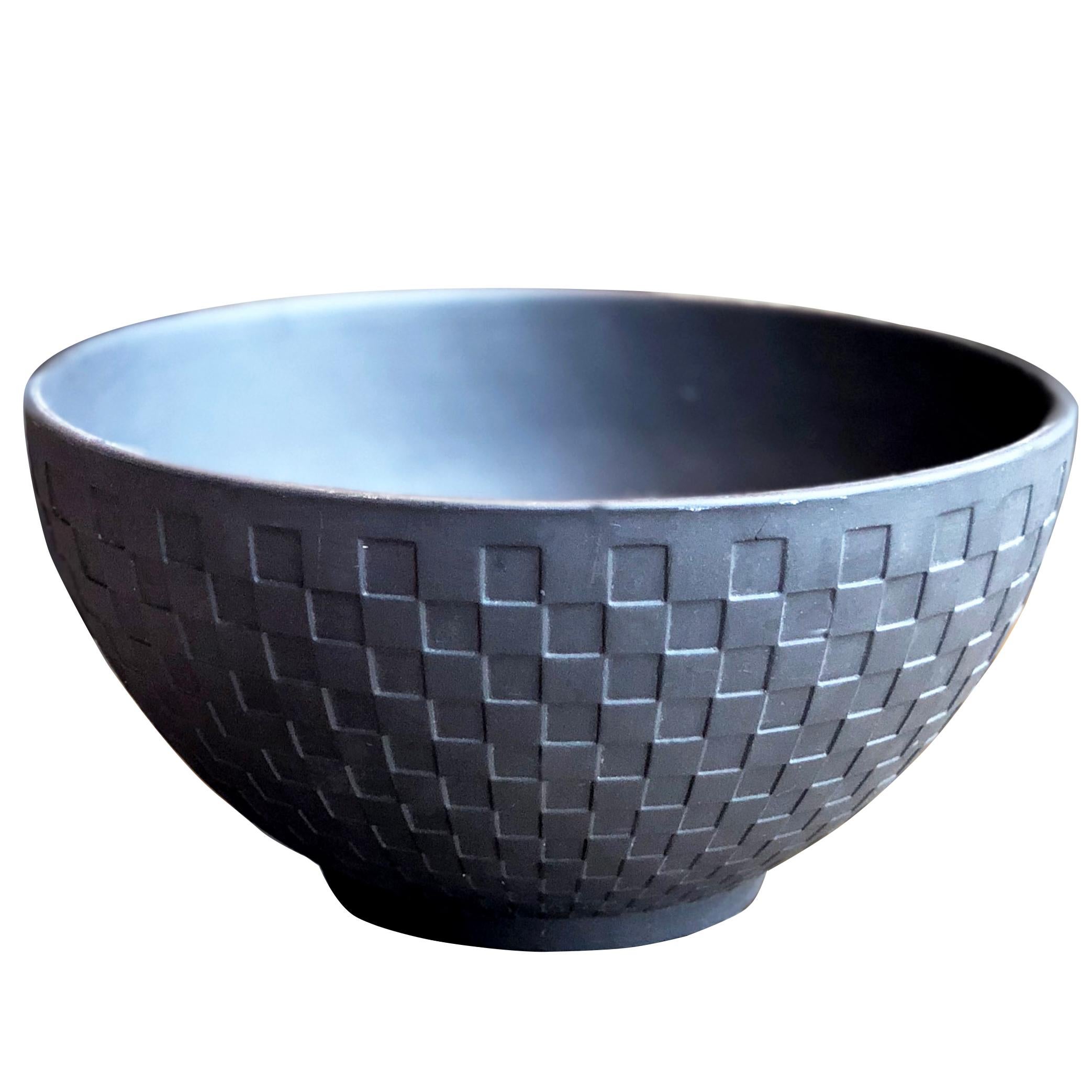 Small Basalt Bowl by Wedgwood from 1930's For Sale