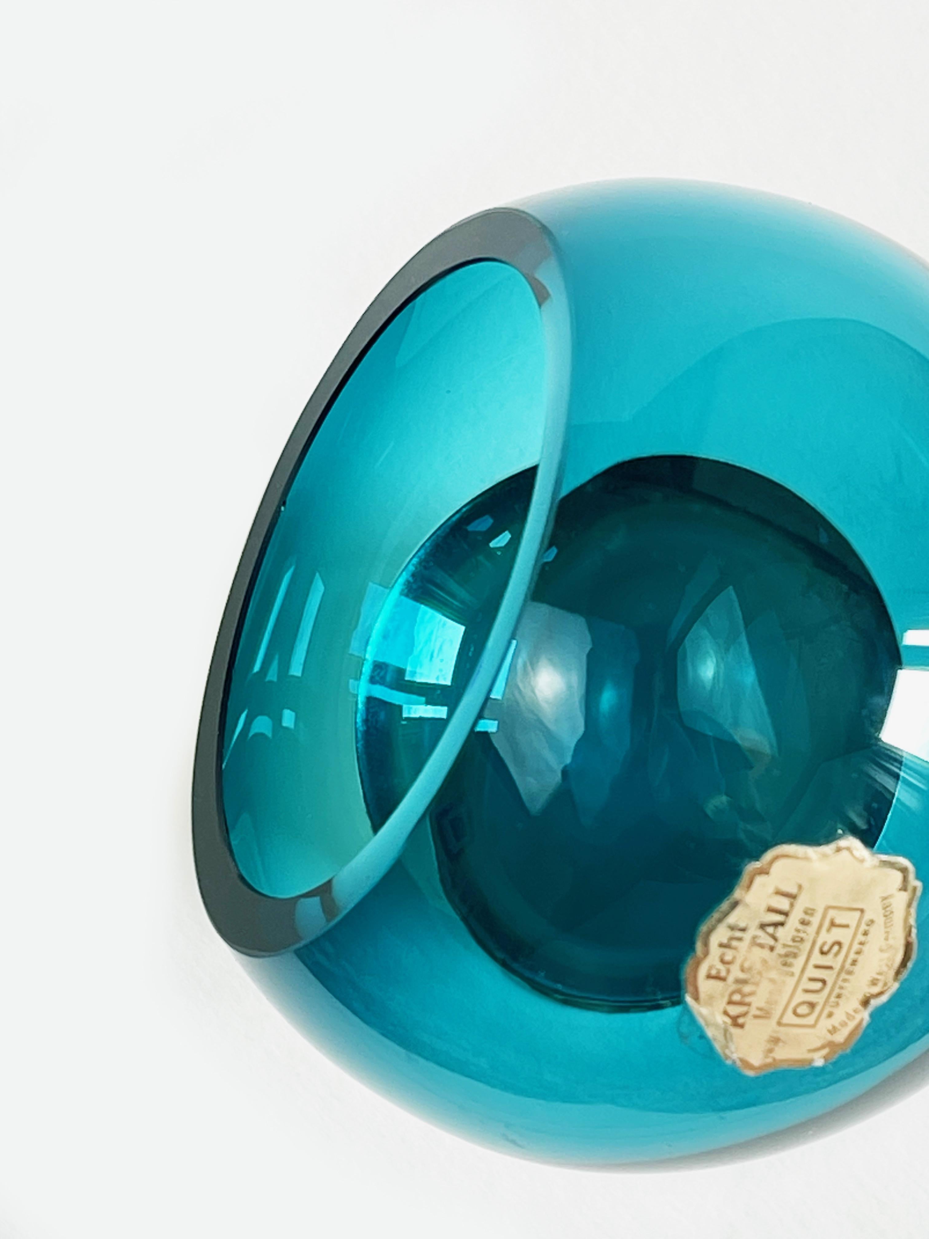 Pequeño cenicero de bola de cristal Bauhaus Turquesa y Cromo by Quist, Años 70 siglo XX