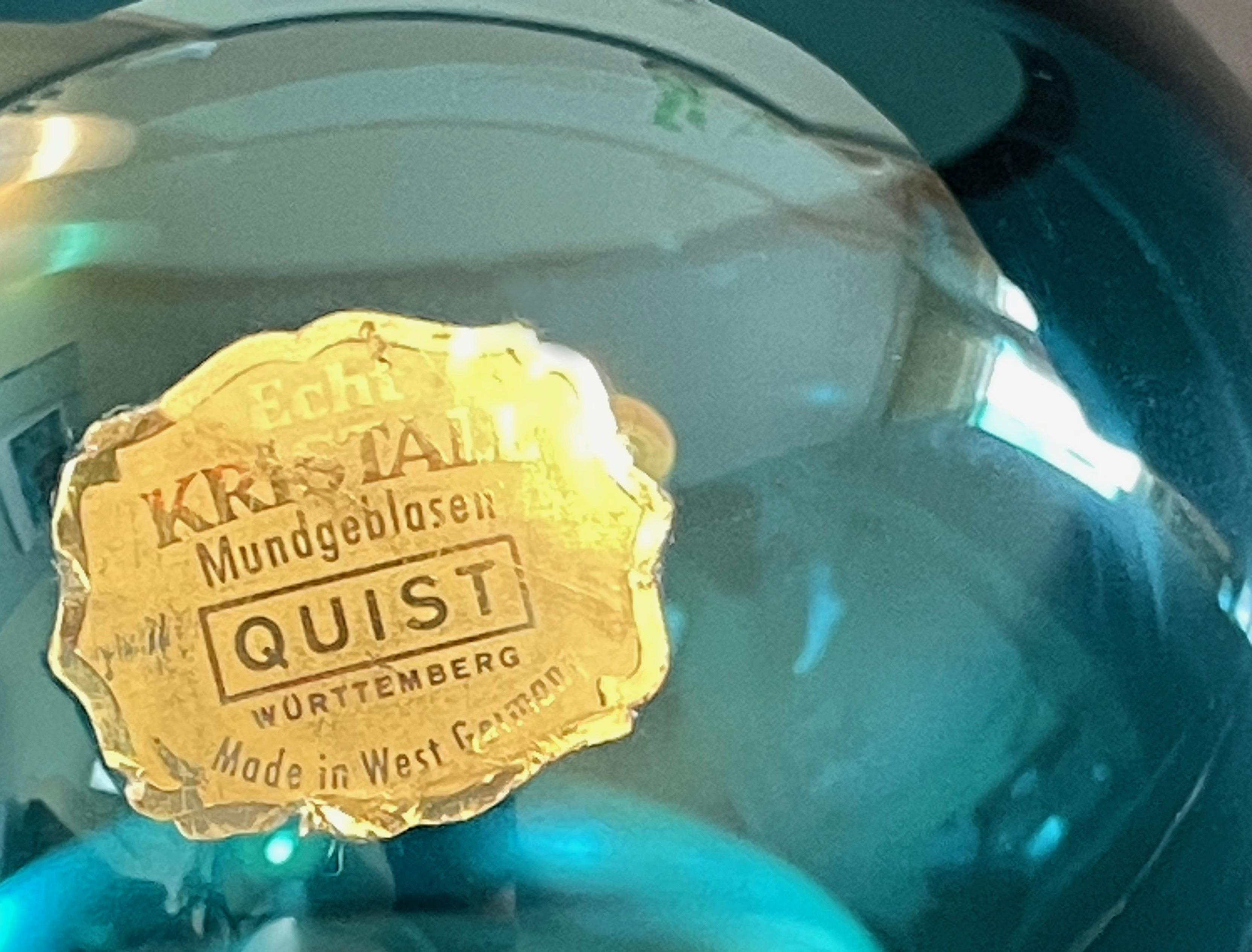 Pequeño cenicero de bola de cristal Bauhaus Turquesa y Cromo by Quist, Años 70 Cristal