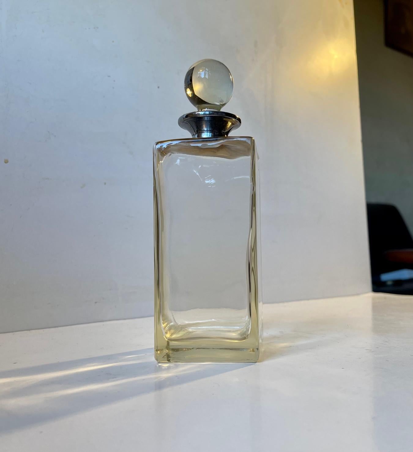 Small Bauhaus Decanter in Glass and White Metal, 1930s For Sale 2