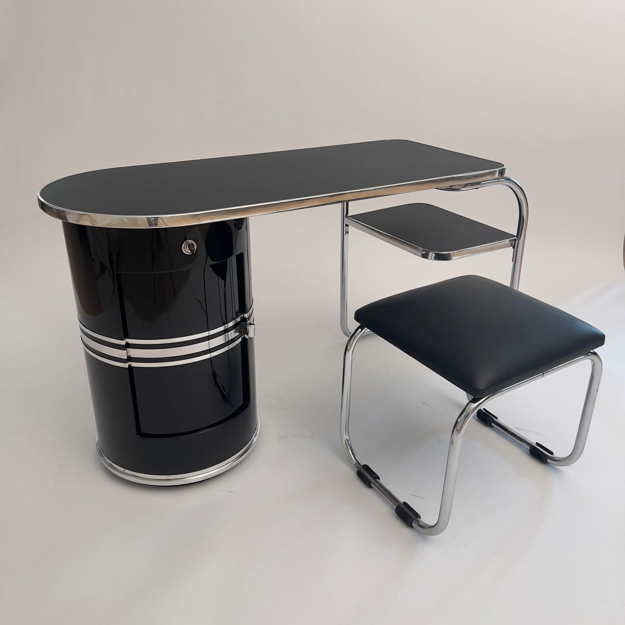 Small Bauhaus Desk by Mauser Werke, Black Lacquer, Tubular Steel, Germany, 1954 4