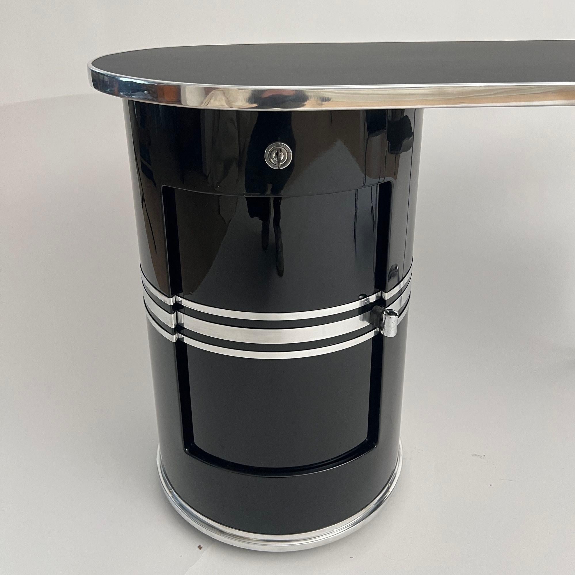 Small Bauhaus Desk by Mauser Werke, Black Lacquer, Tubular Steel, Germany, 1954 6
