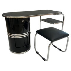 Piccola scrivania Bauhaus di Mauser Werke, lacca nera, tubolare d'acciaio, Germania, 1954