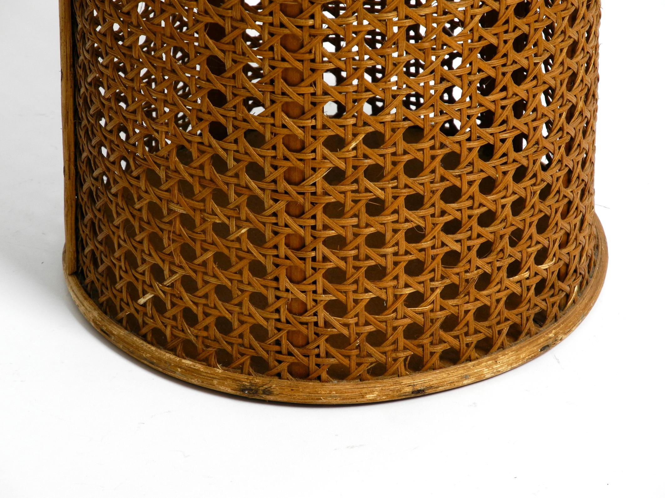 Small, beautiful 1950s paper bin basket made of bamboo and Viennese mesh In Good Condition In München, DE