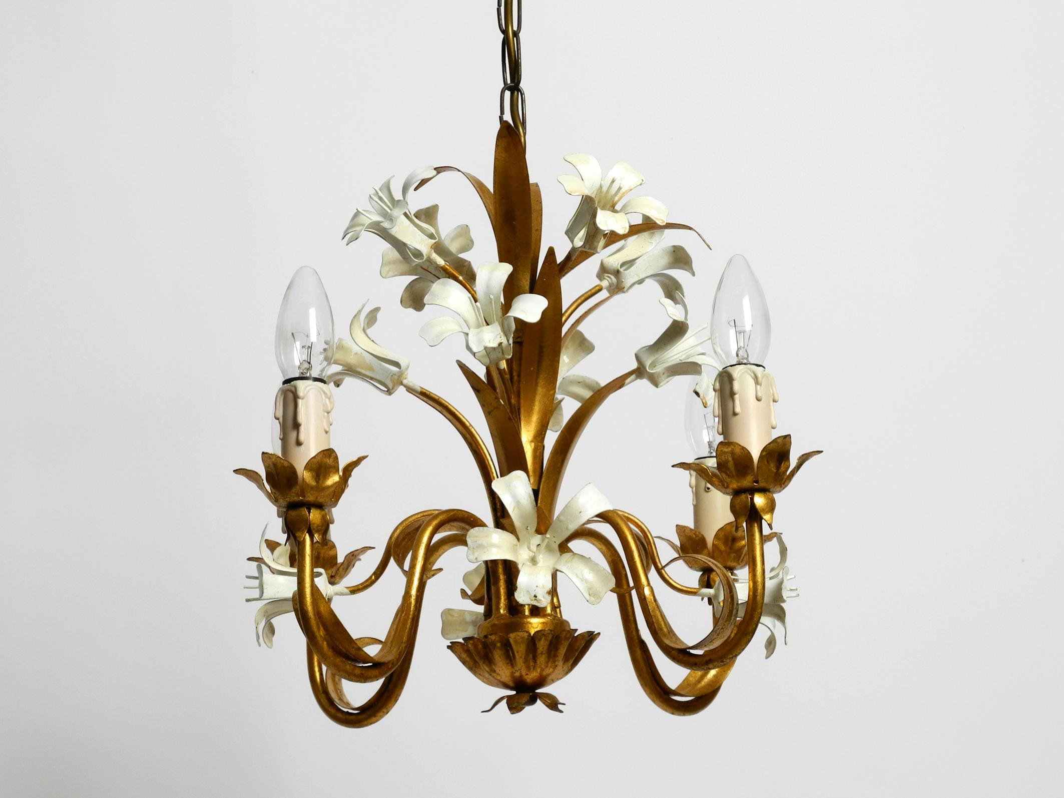 Small beautiful 1960s gold-plated 4-arm metal chandelier For Sale 10
