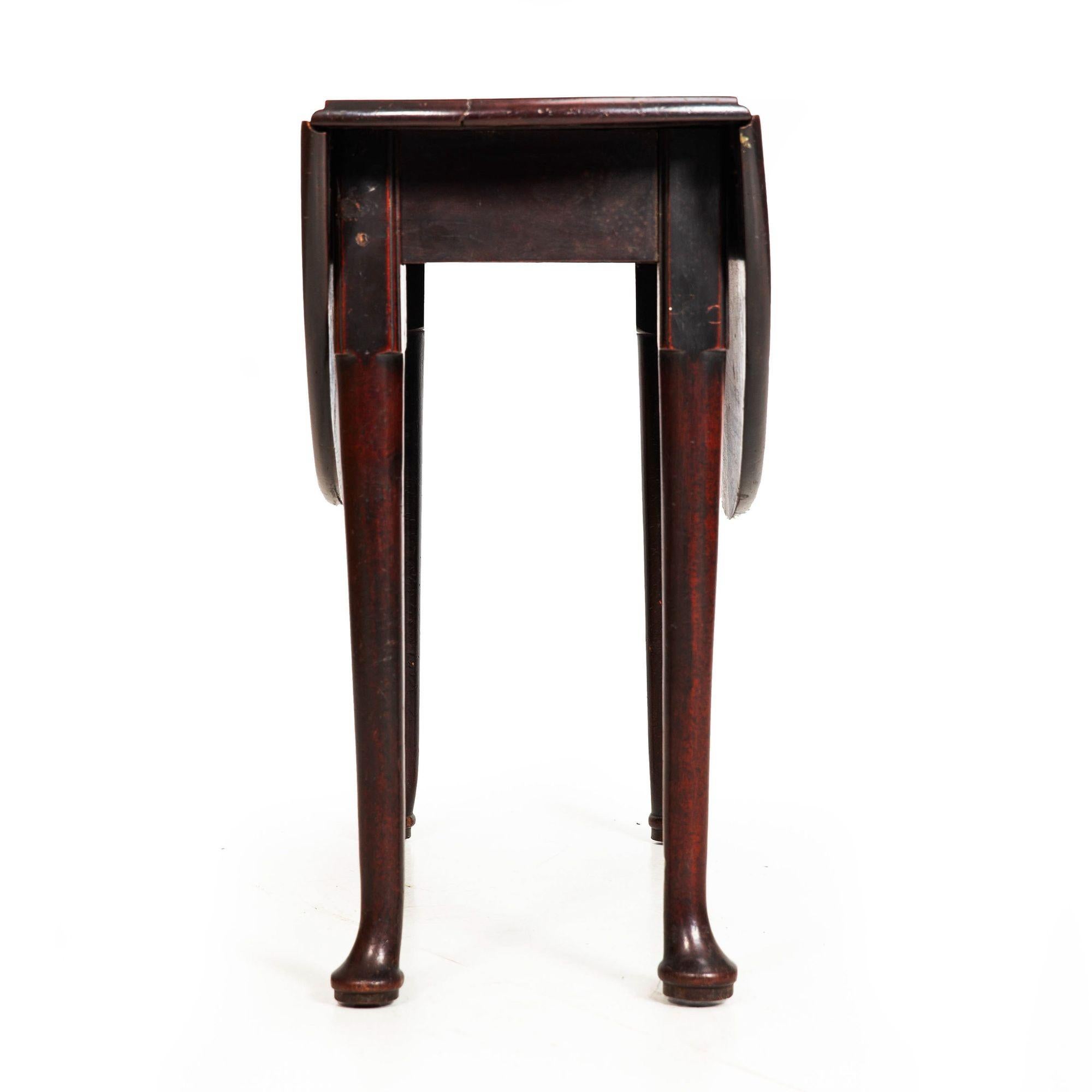 18th Century and Earlier Small Beautifully Patinated George II English Antique Drop-Leaf Table ca. 1750 For Sale
