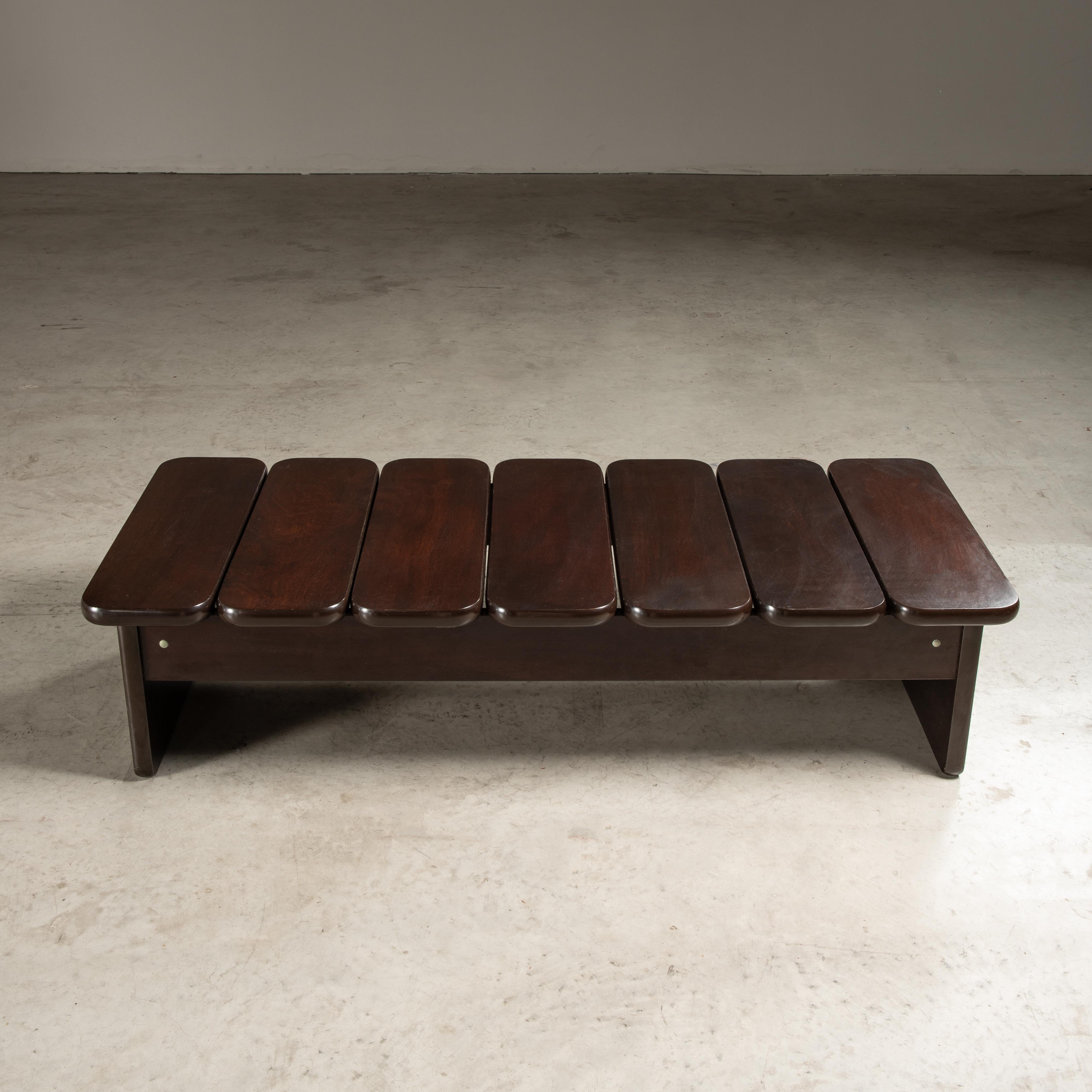 Hardwood Small Bench with Rounded Edges, Geraldo de Barros, Brazilian Mid-Century Design  For Sale