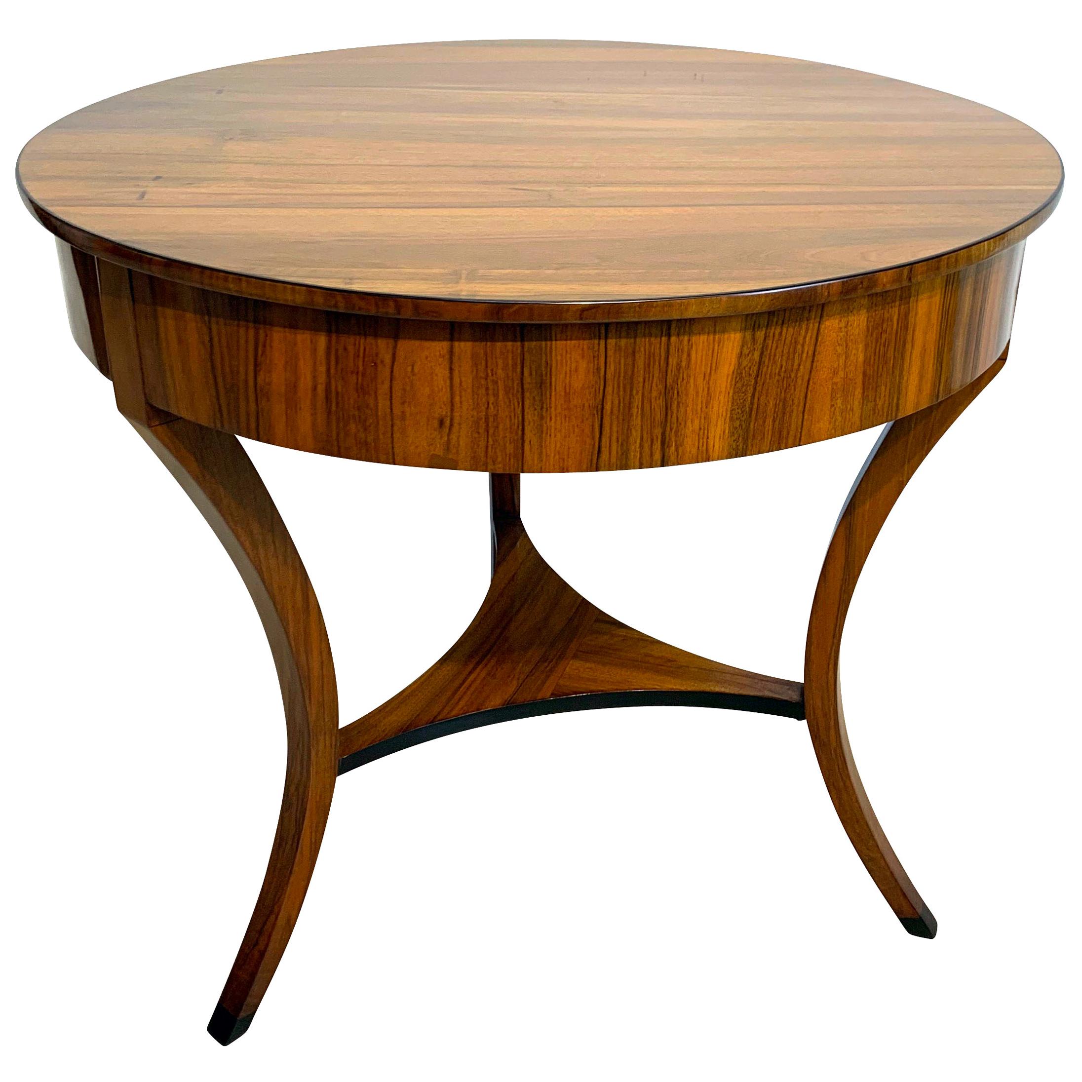 Small Biedermeier Saloon / Coffee Table, Walnut Veneer, South Germany