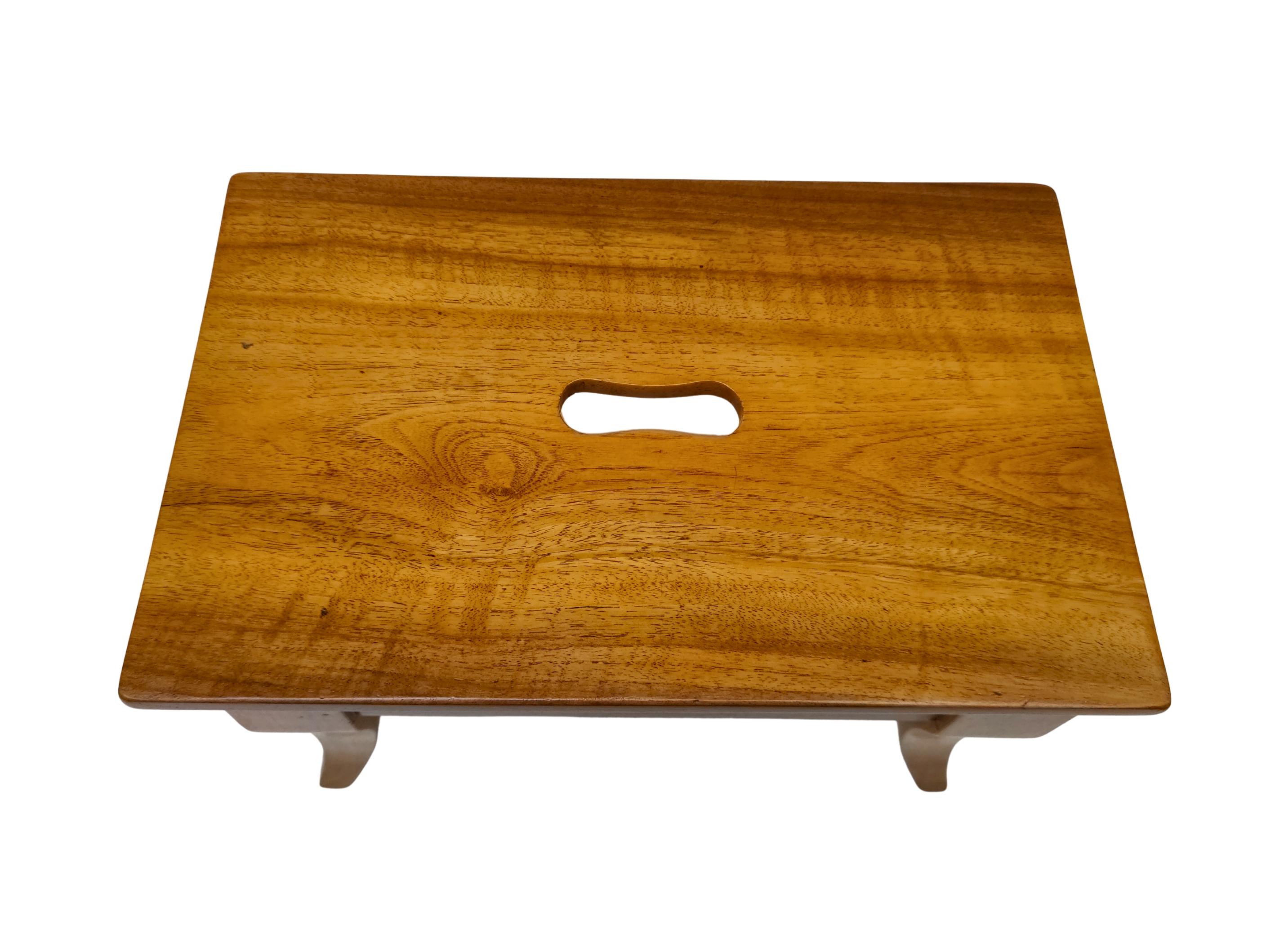 Small Biedermeier Walnut Footstool, South Germany circa 1830, Solid Walnut (Poliert) im Angebot