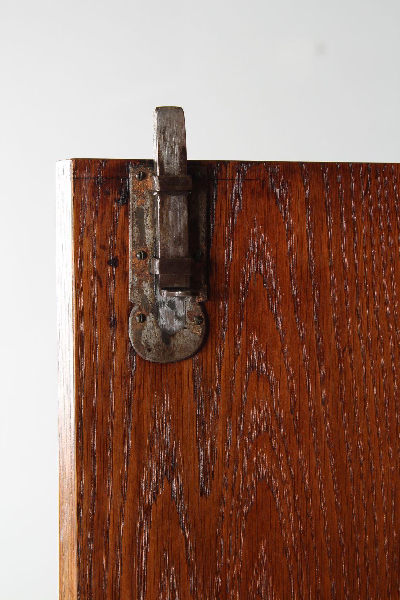 Small Biedermeier Wardrobe, Walnut, Southern Germany, circa 1830 For Sale 4
