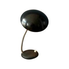 Pequeña lámpara de escritorio de metal negro estilo Bauhaus, años 70