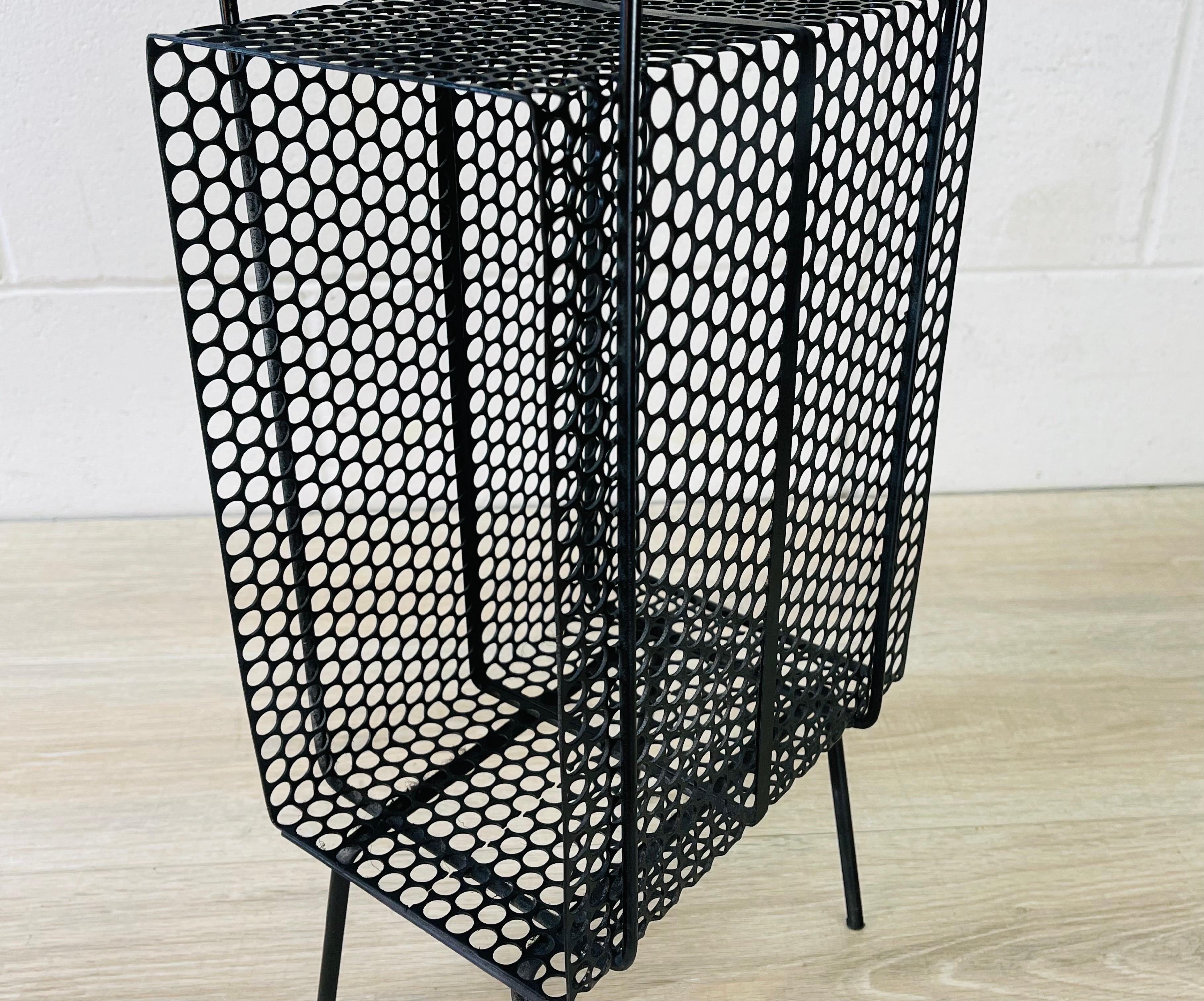 Mid-Century Modern Small Black Metal Mesh Side Table For Sale