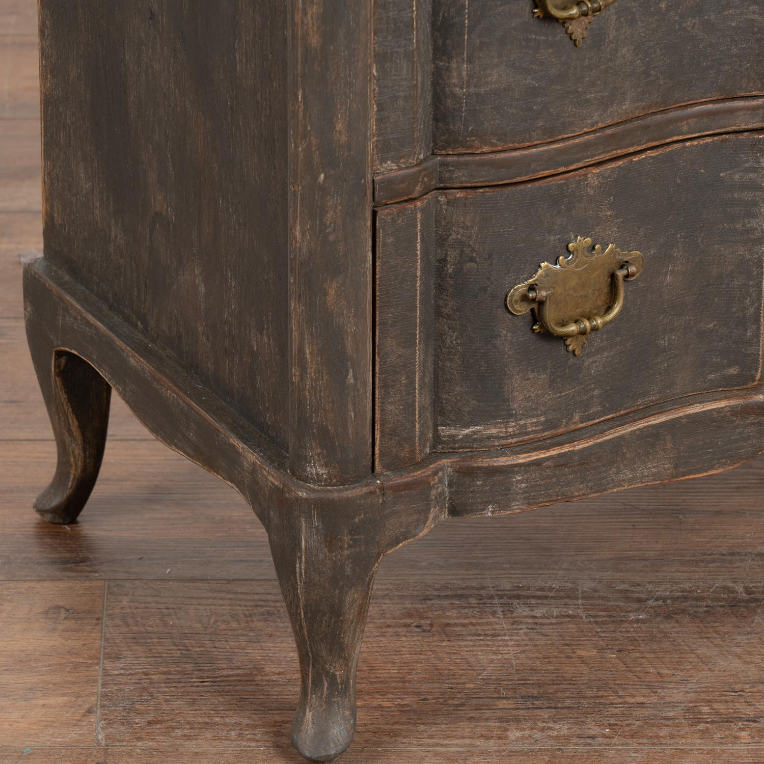 Small Black Rococo Chest of Drawers, Sweden circa 1780-1800 For Sale 5