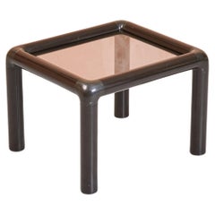 Petite table d'appoint en plastique tubulaire noir avec verre fumé, postmoderne, années 1980