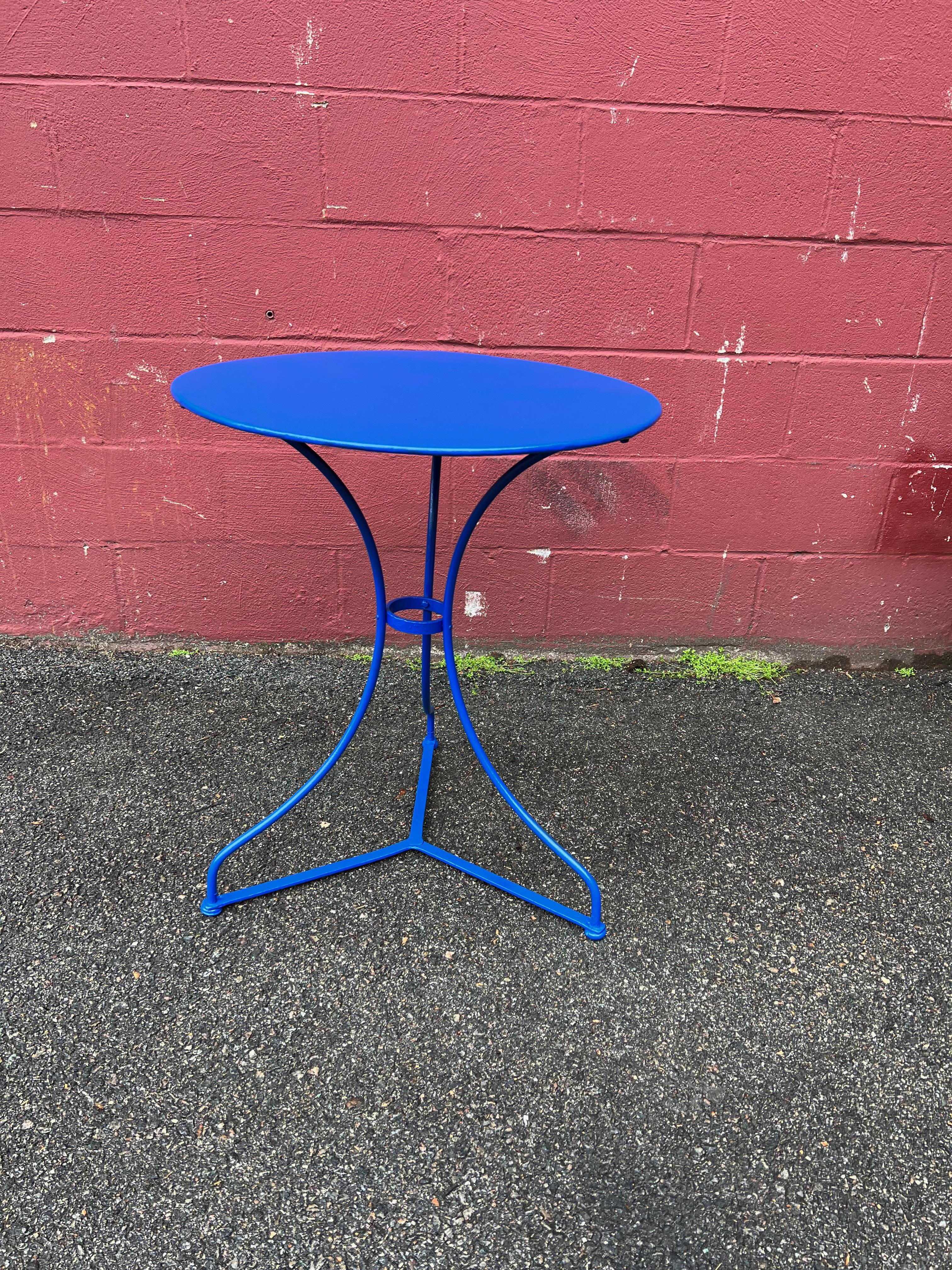 Small Blue French Iron Bistro Table For Sale 6