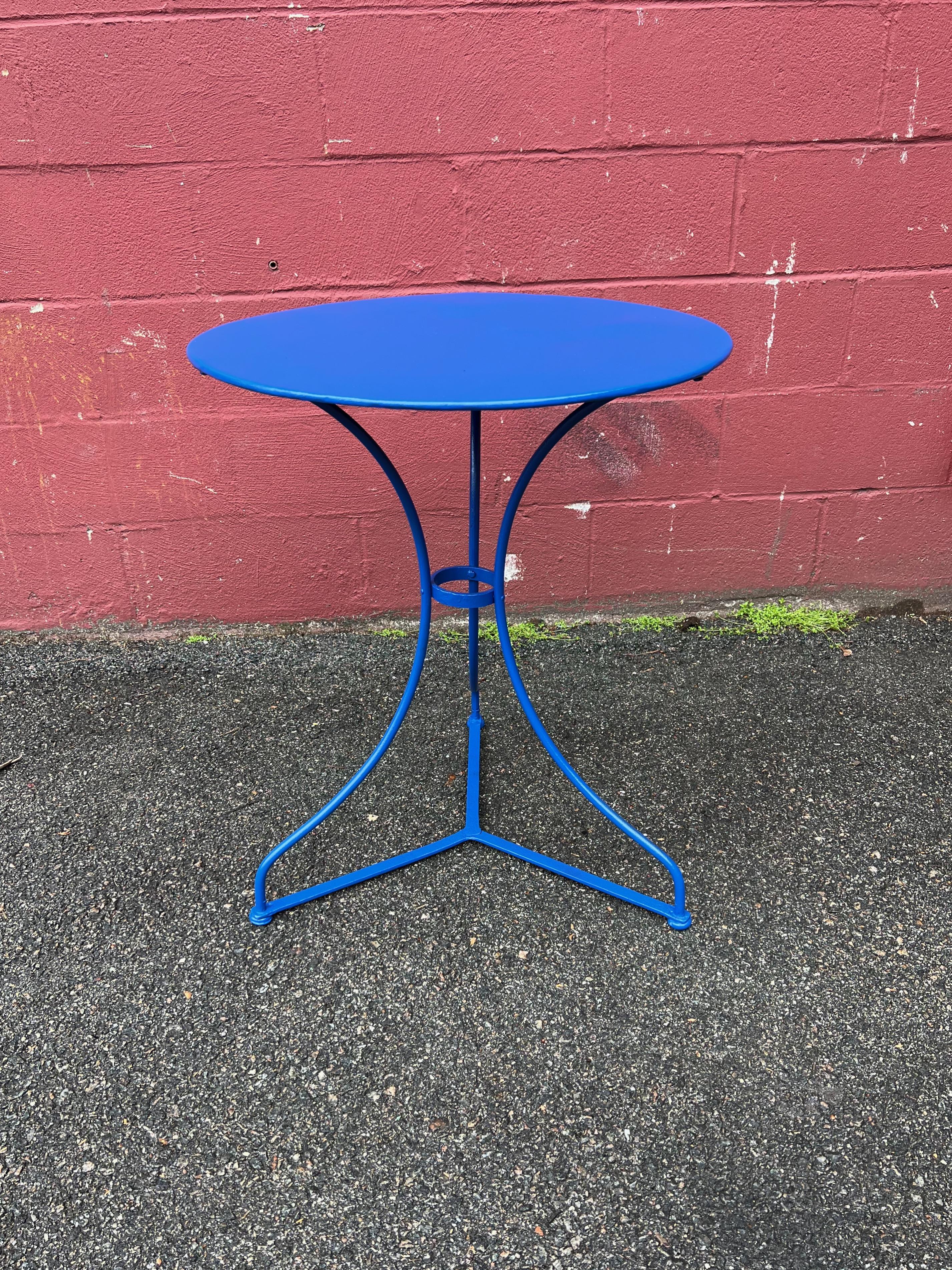 20th Century Small Blue French Iron Bistro Table For Sale