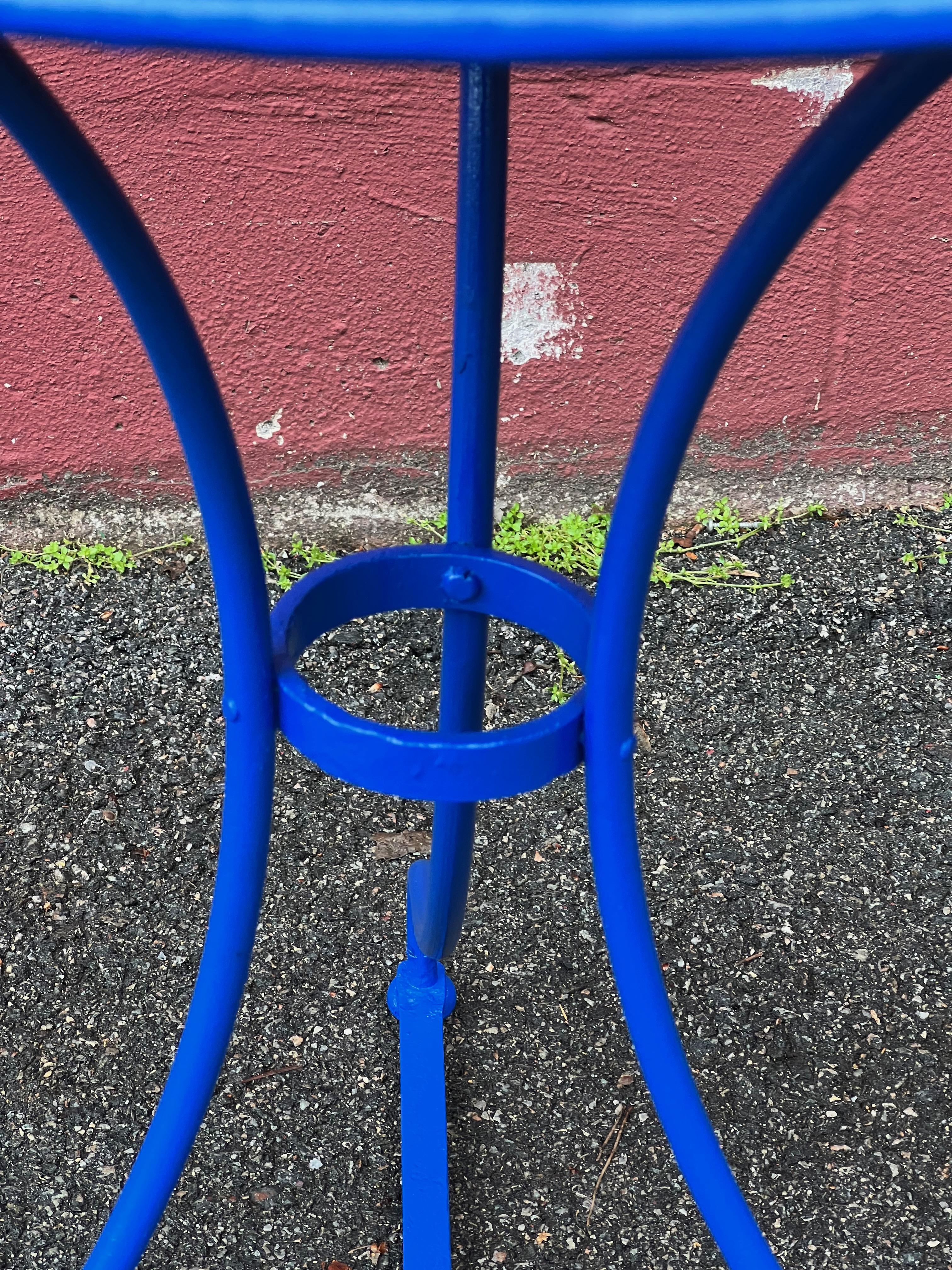 Small Blue French Iron Bistro Table For Sale 3