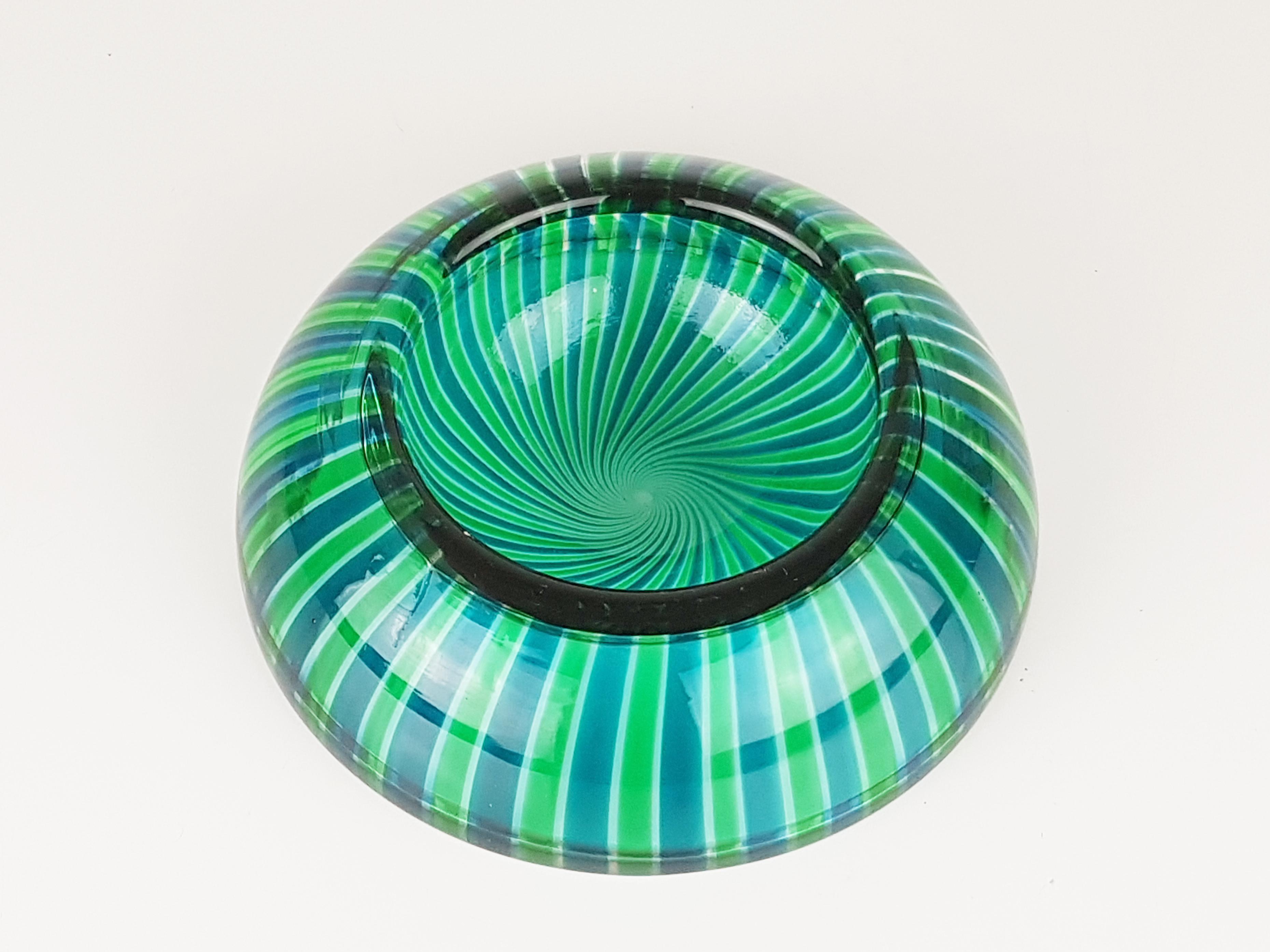 Cenicero pequeño de cristal de Murano azul y verde de Lino Tagliapietra para Emmetre, años 80 Posmoderno