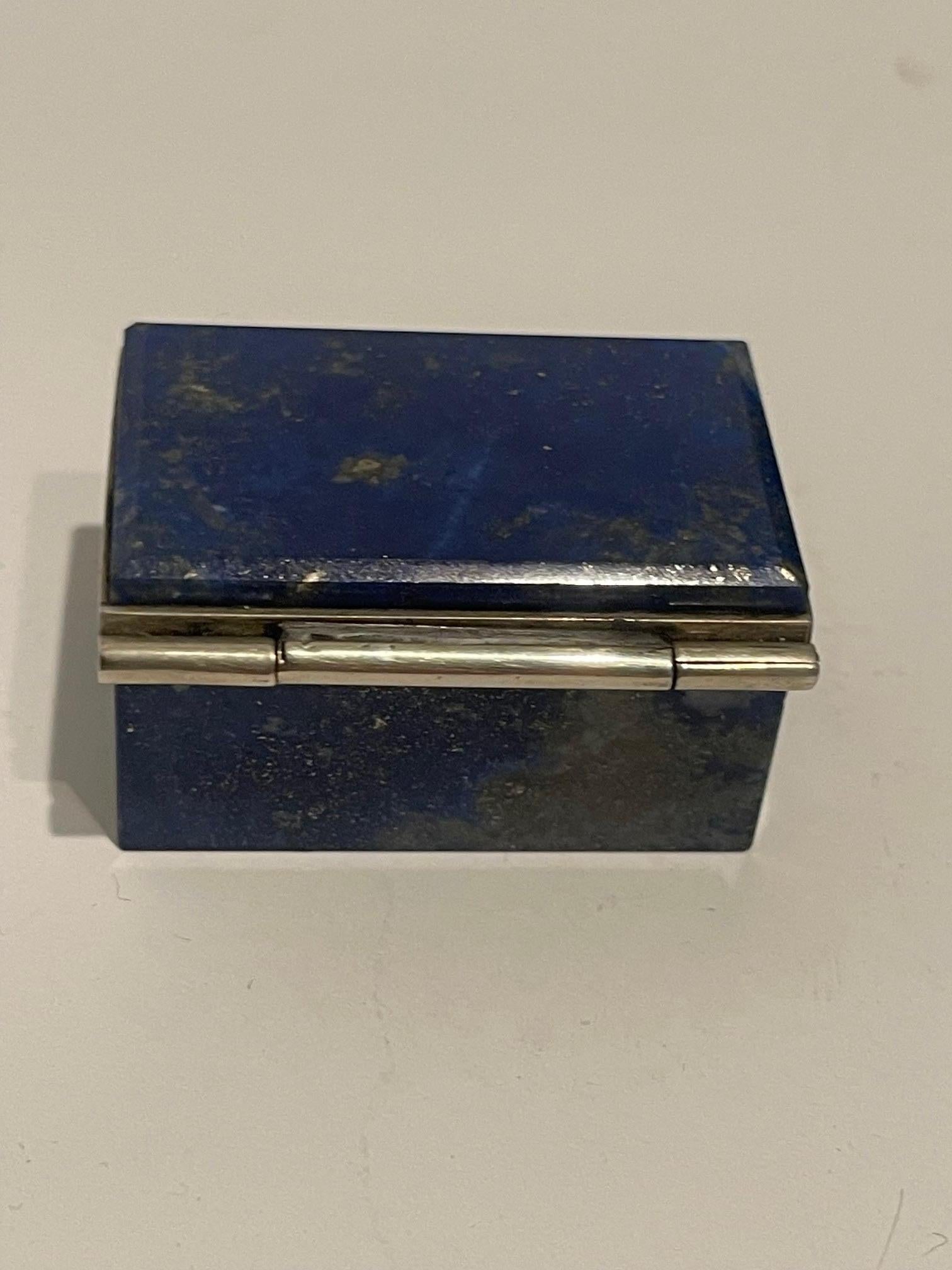20th Century Small Blue Lapis Lazuli Pill or Trinket Box For Sale