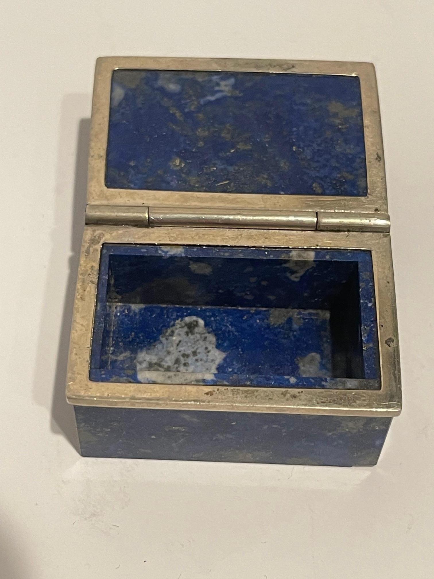 Small Blue Lapis Lazuli Pill or Trinket Box For Sale 2