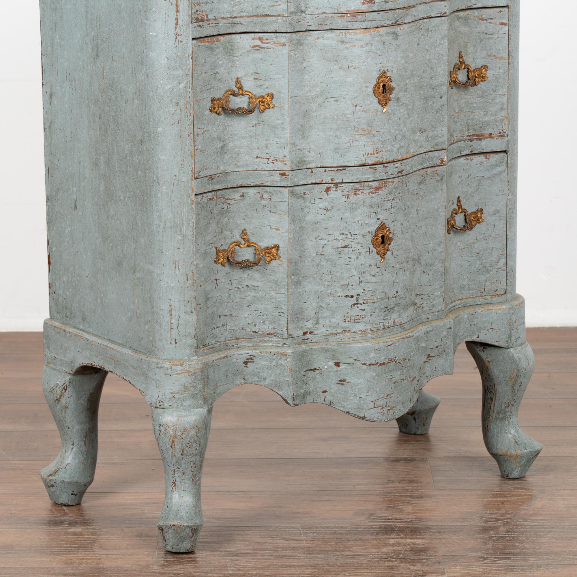 Small Blue Painted Rococo Chest of Three Drawers, Sweden circa 1850-70 For Sale 1