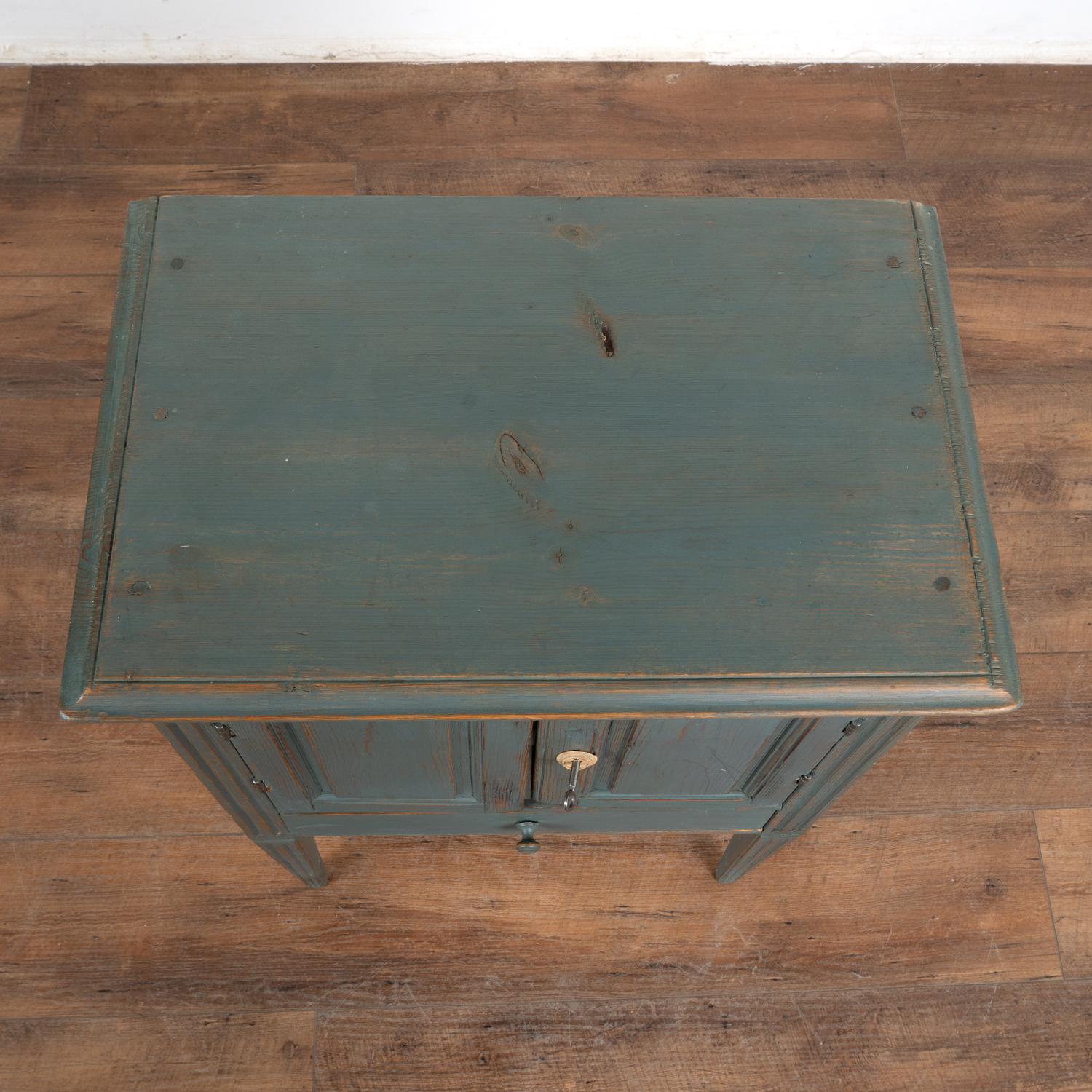 Small Blue Pine Cabinet Nightstand, Sweden circa 1880 In Good Condition For Sale In Round Top, TX