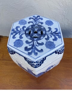 Blue and White Chinoiserie Garden Seat, Porcelain, 20th Century