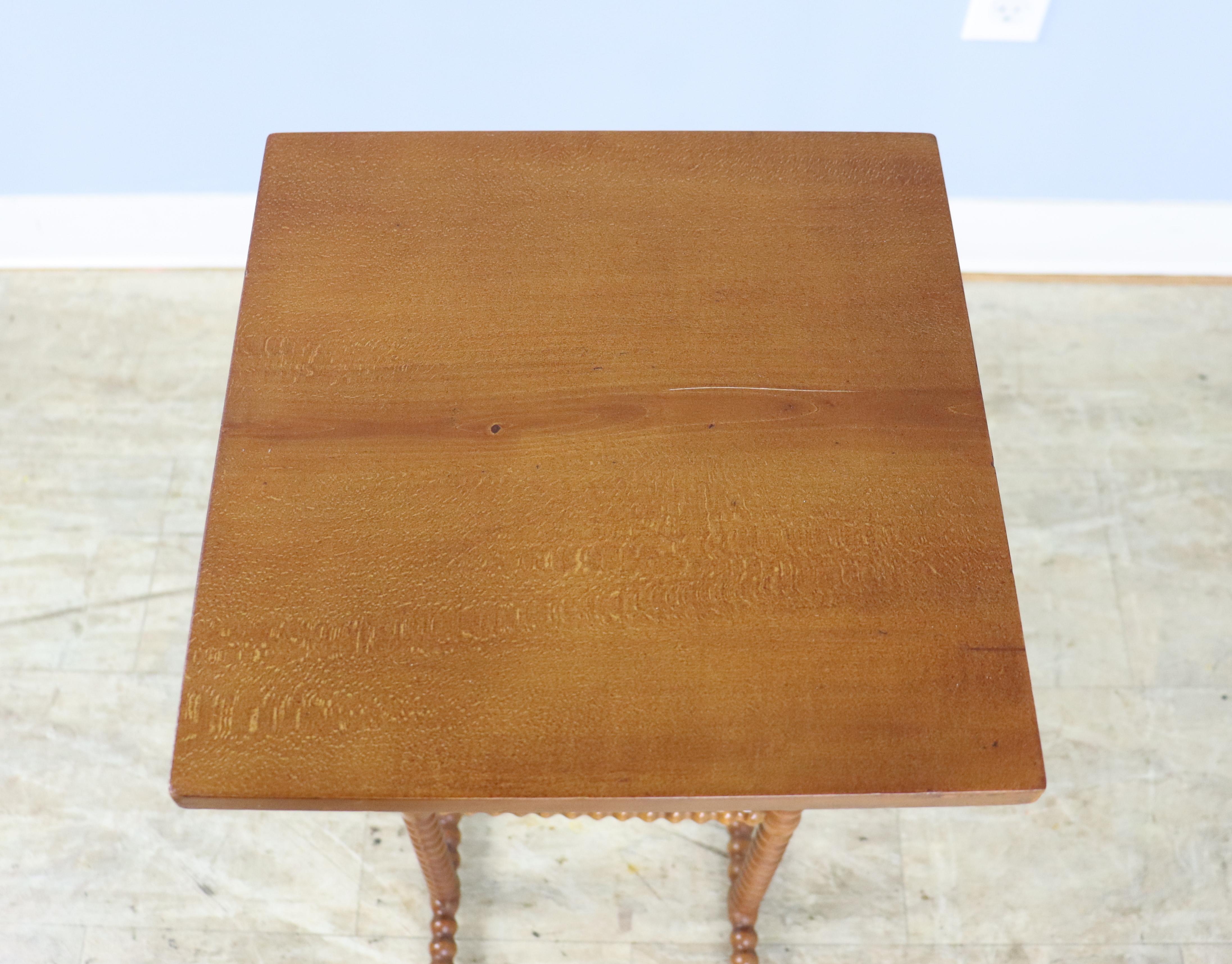 Small Bobbin Legged Side Table In Good Condition For Sale In Port Chester, NY