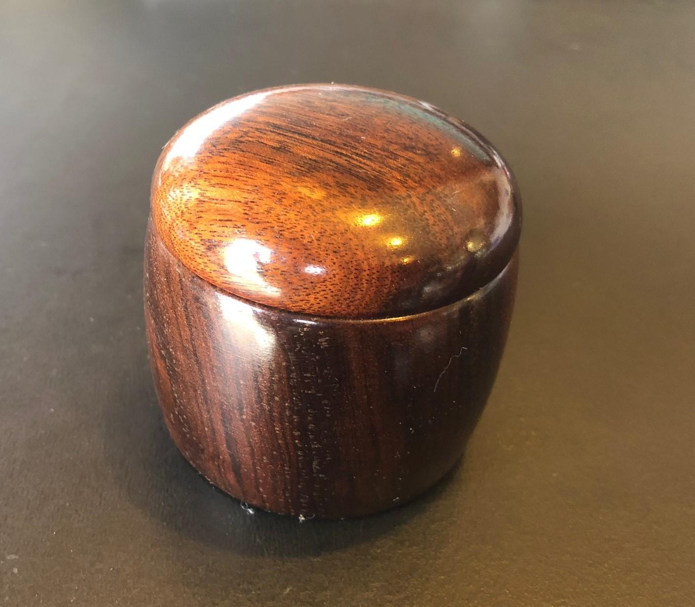 Small Bonewood Hand-Carved Box with Lid by Richard Thoday For Sale 1