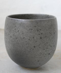 Small Bonshō Bell Shaped Planter in Grey Glaze